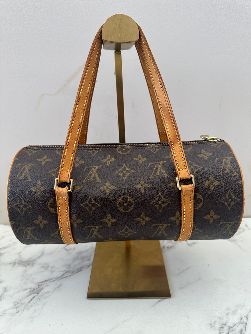 Louis Vuitton Papillon 26