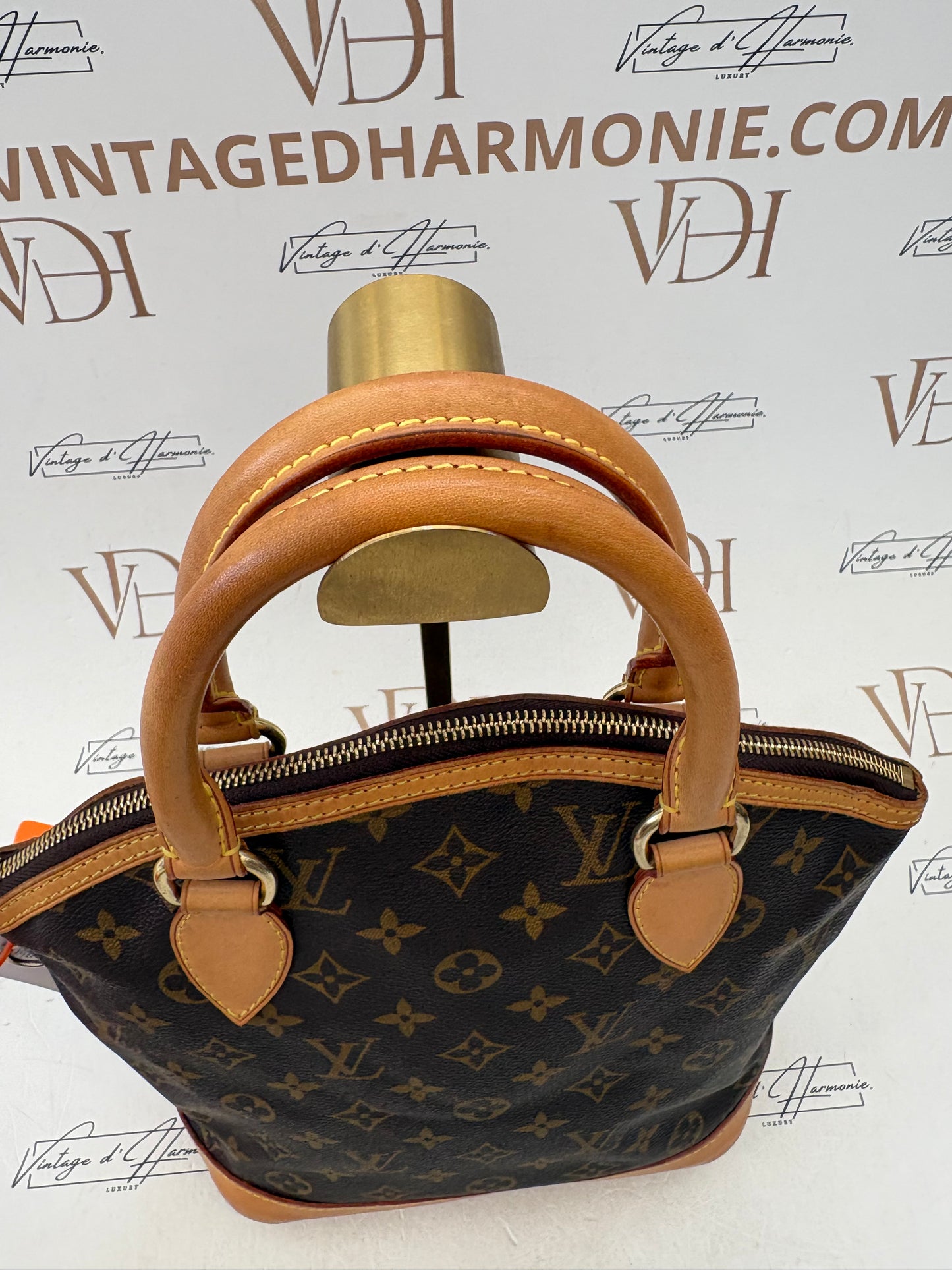383511 - Louis Vuitton Lockit Vertical