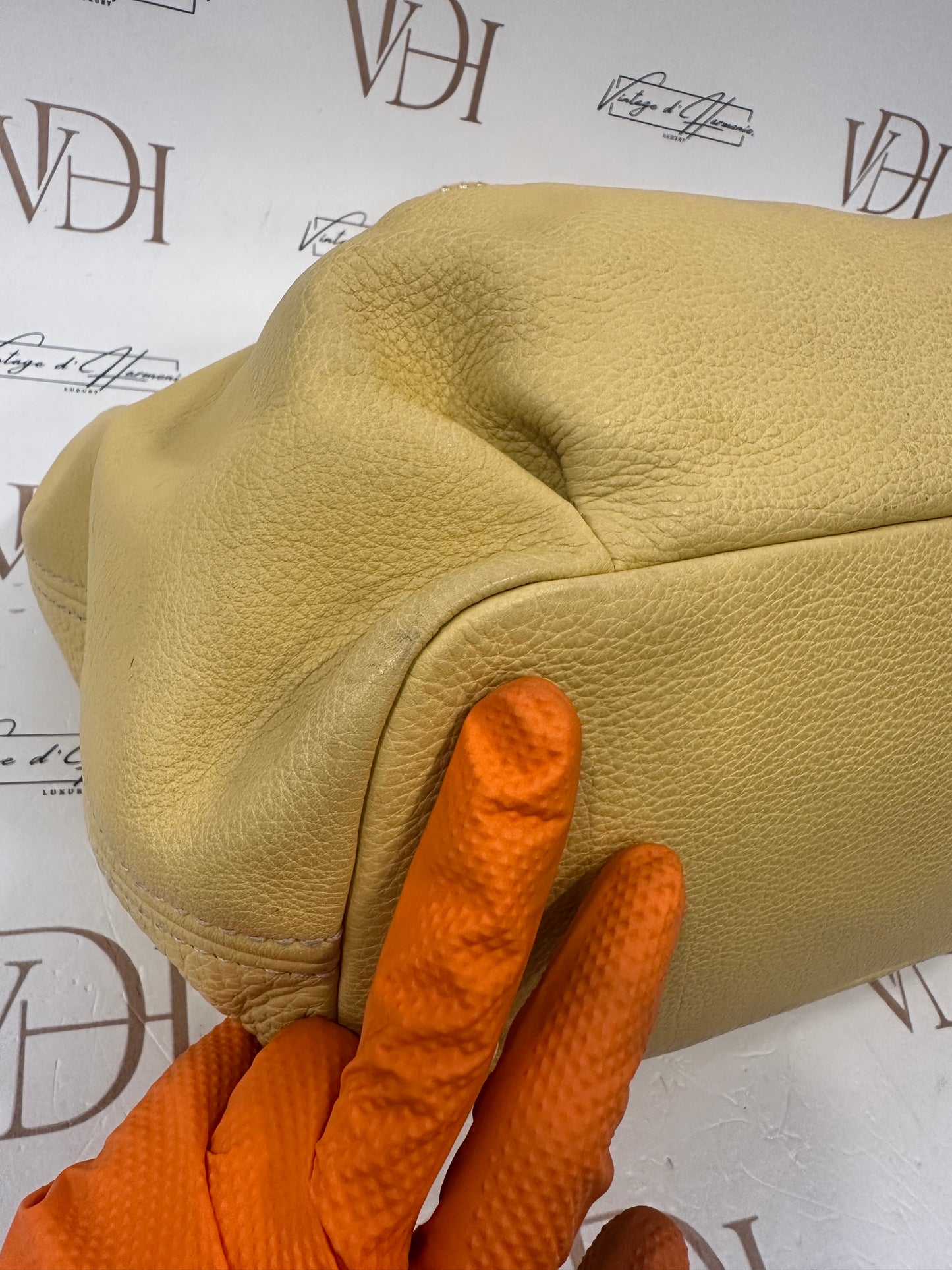 382926 - Miu Miu Yellow