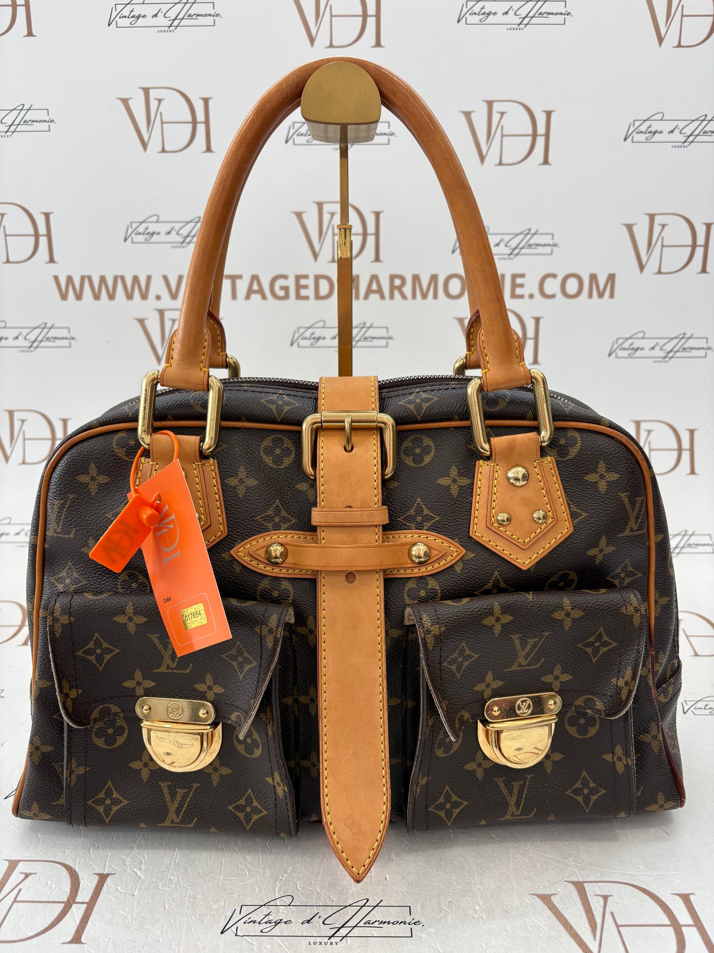 017664 - Louis Vuitton Manhattan GM