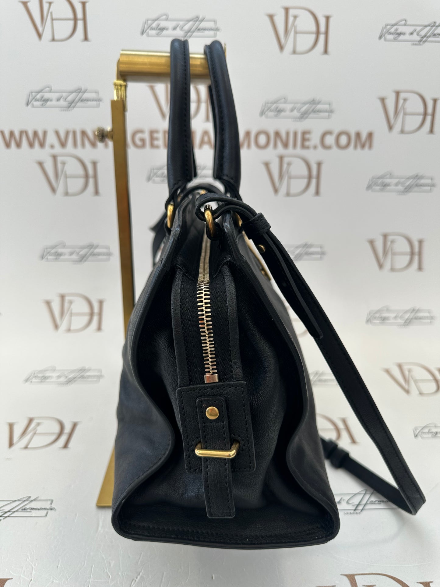 382272 - Saint Laurent Y-Ligne