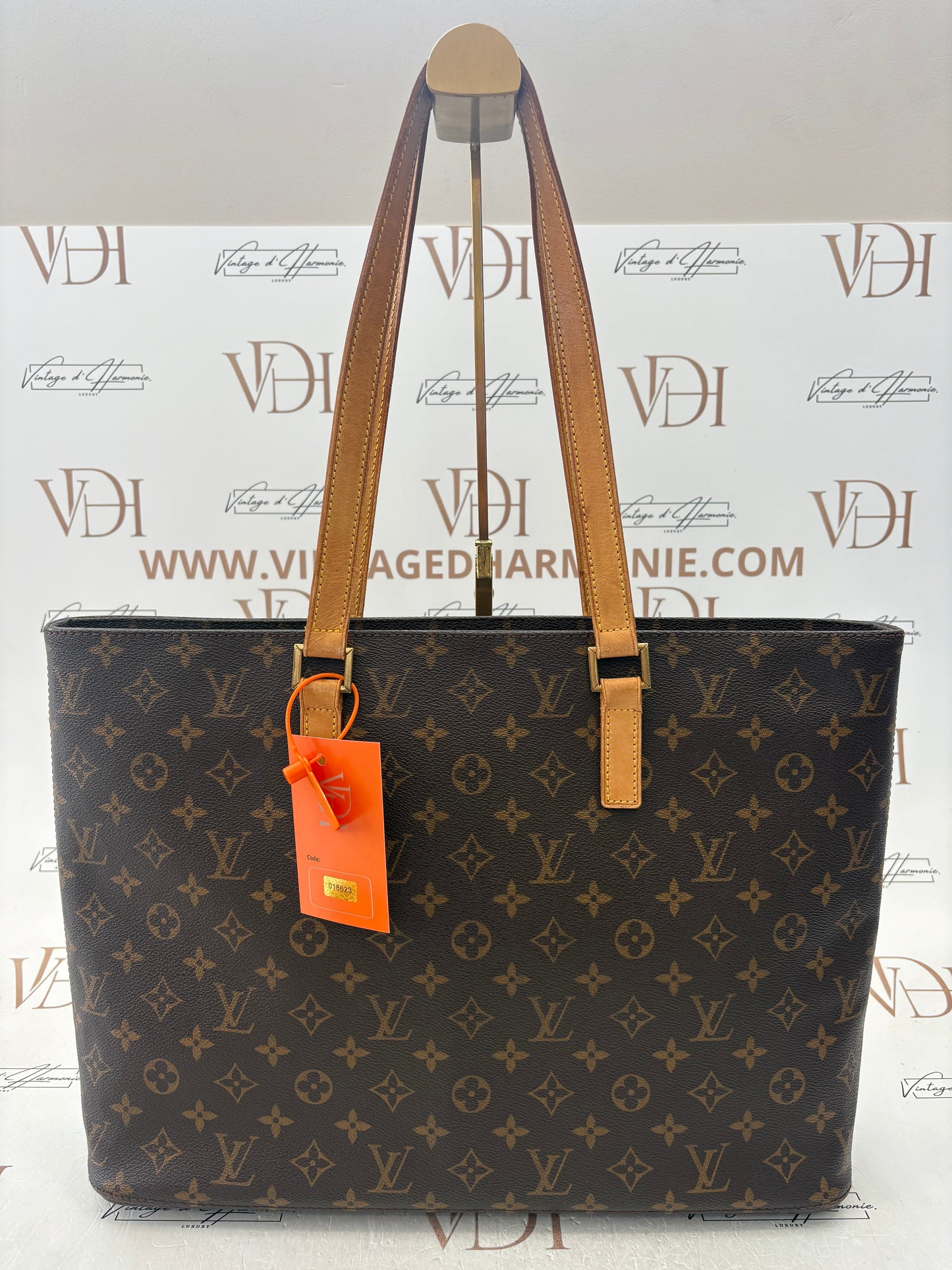 018623 - Louis Vuitton Luco