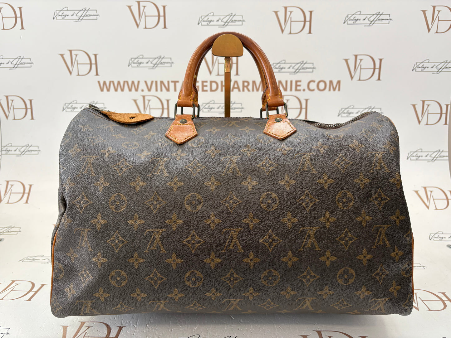 018987 - Louis Vuitton Speedy 40