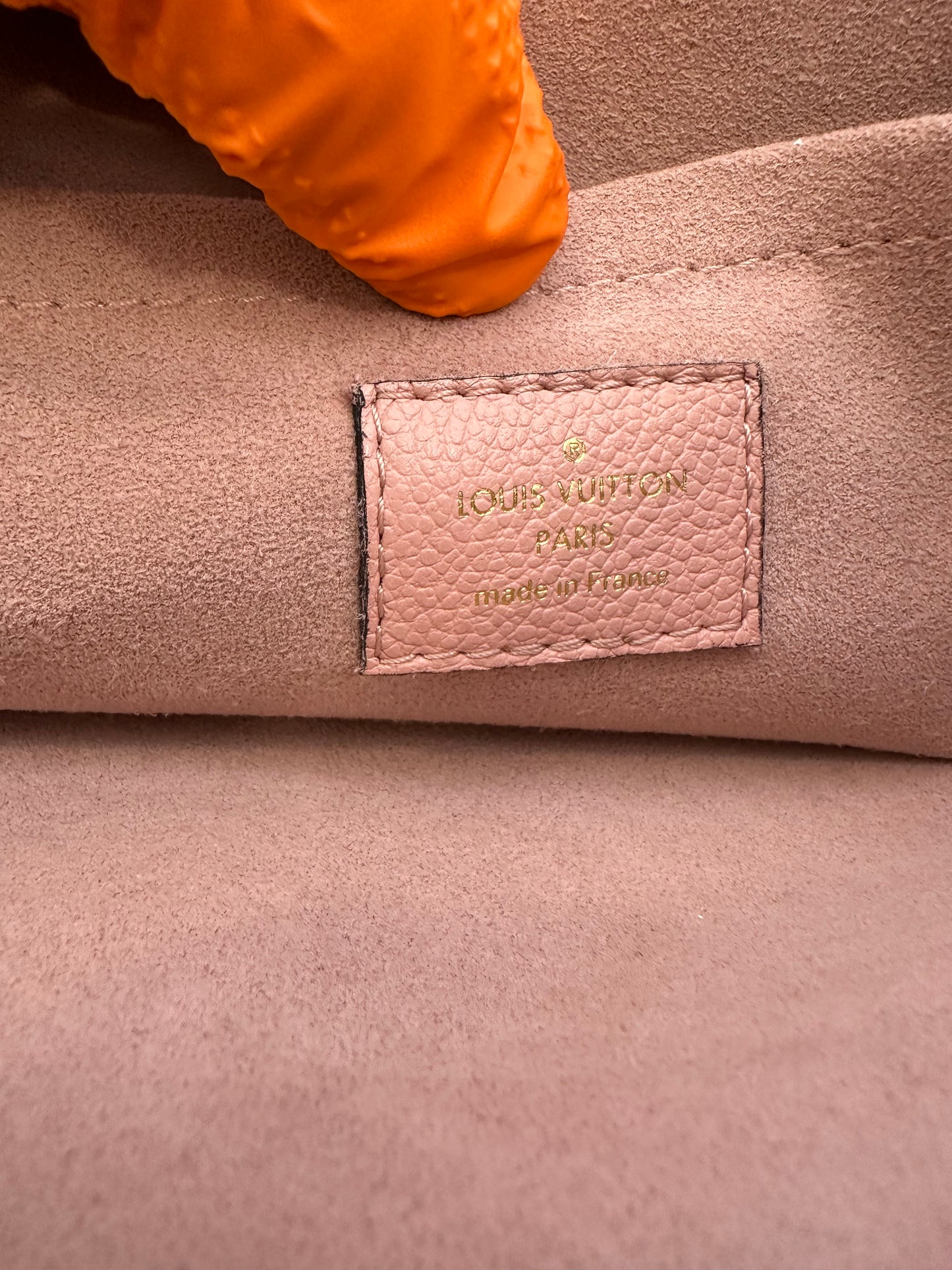 382895 - Louis Vuitton Daily