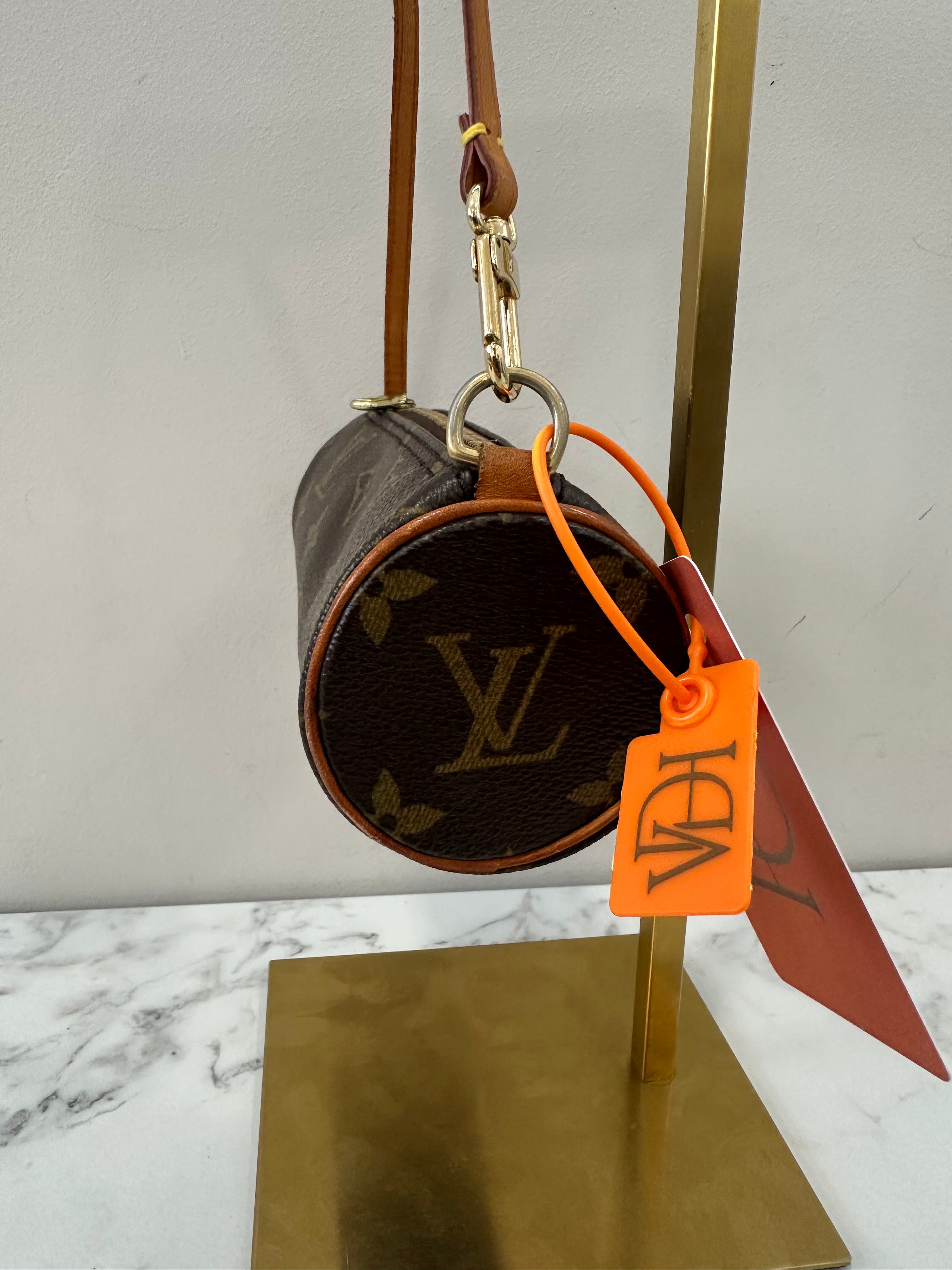 Louis Vuitton Papillon Pouch