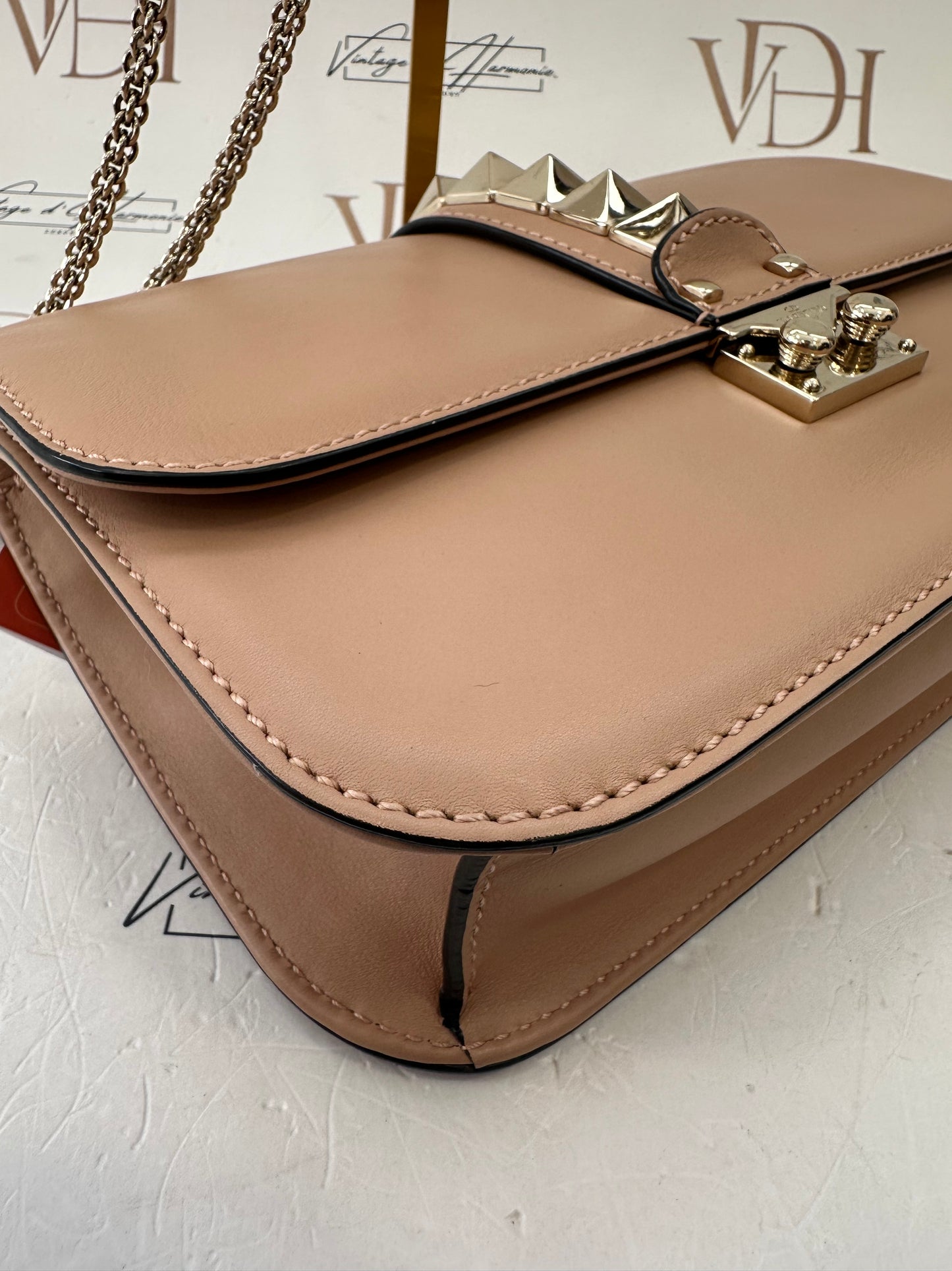 382487 - Valentino Glam Lock
