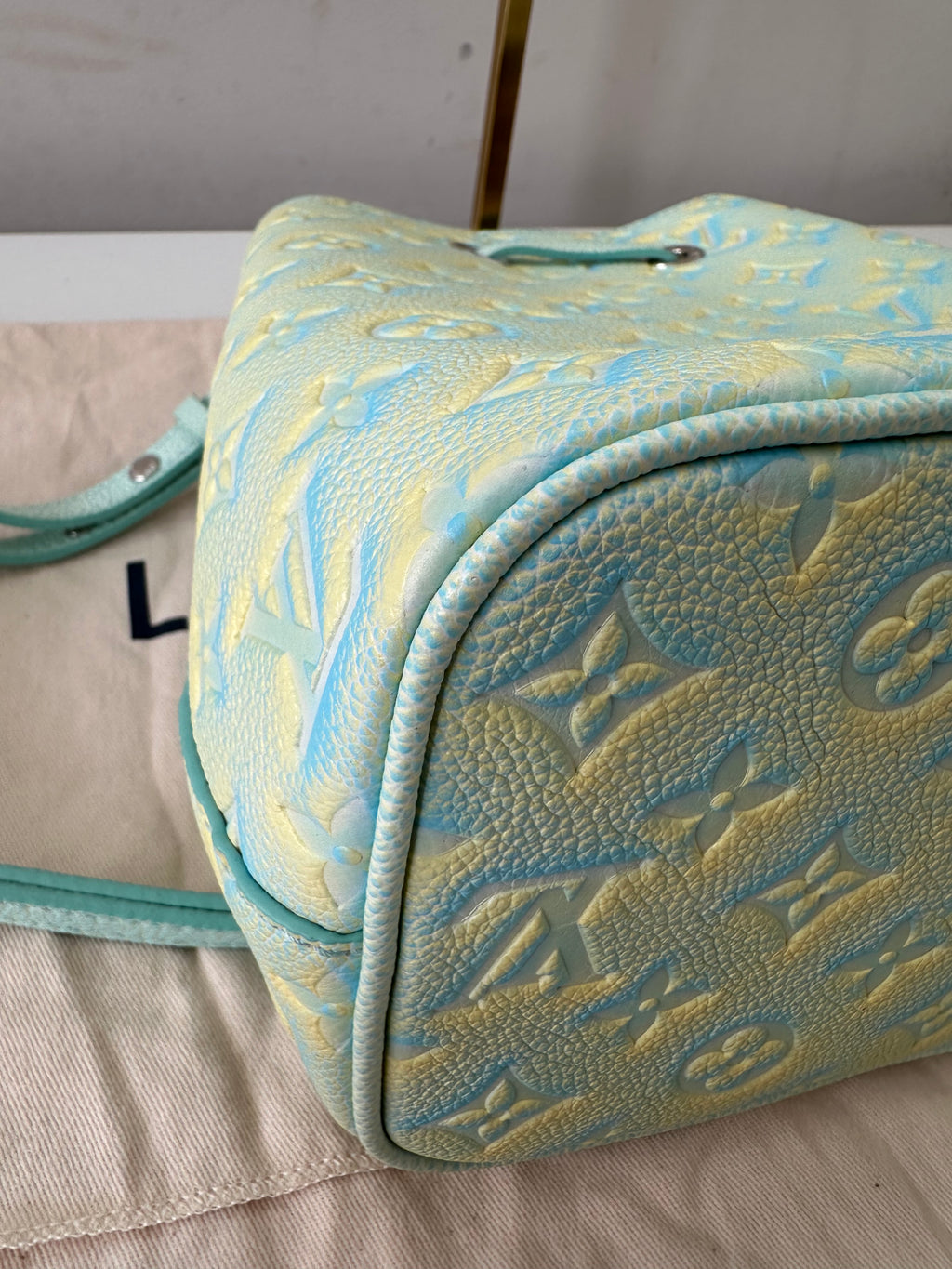 Louis Vuitton Neonoe Limited