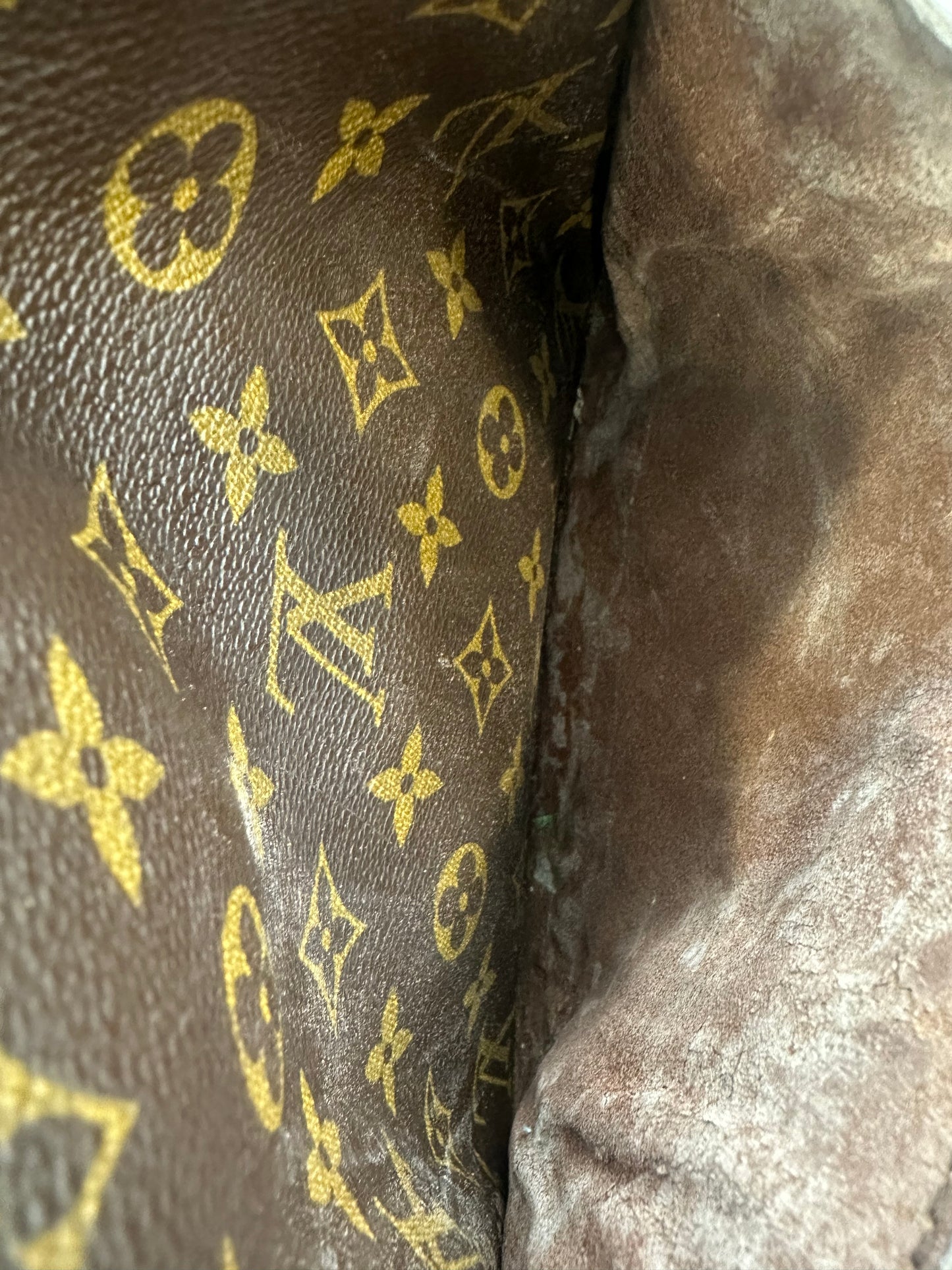 Louis Vuitton Saint Cloud GM