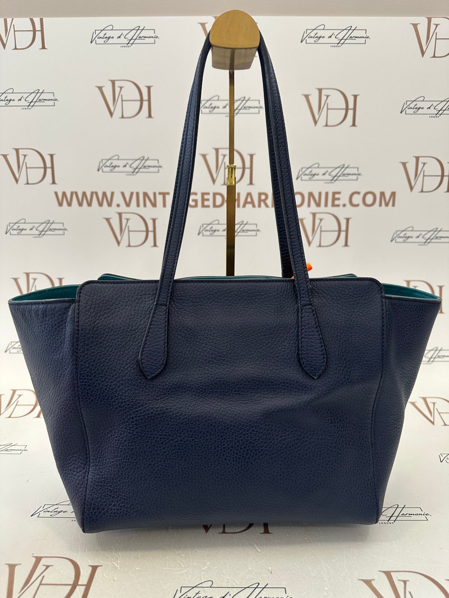 102692 - Gucci Swing