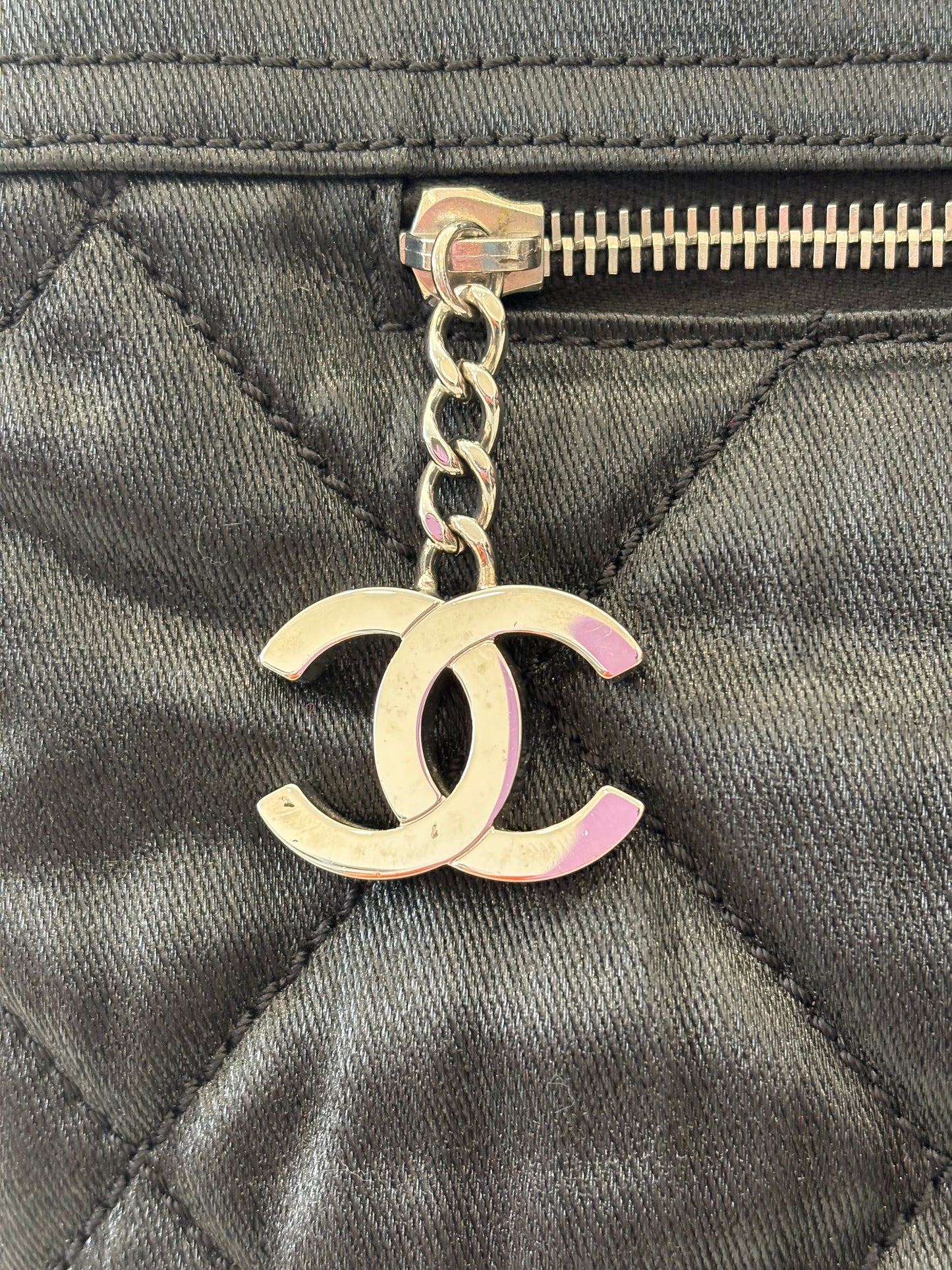 018097 - Chanel Paris-Biaritz MM tote