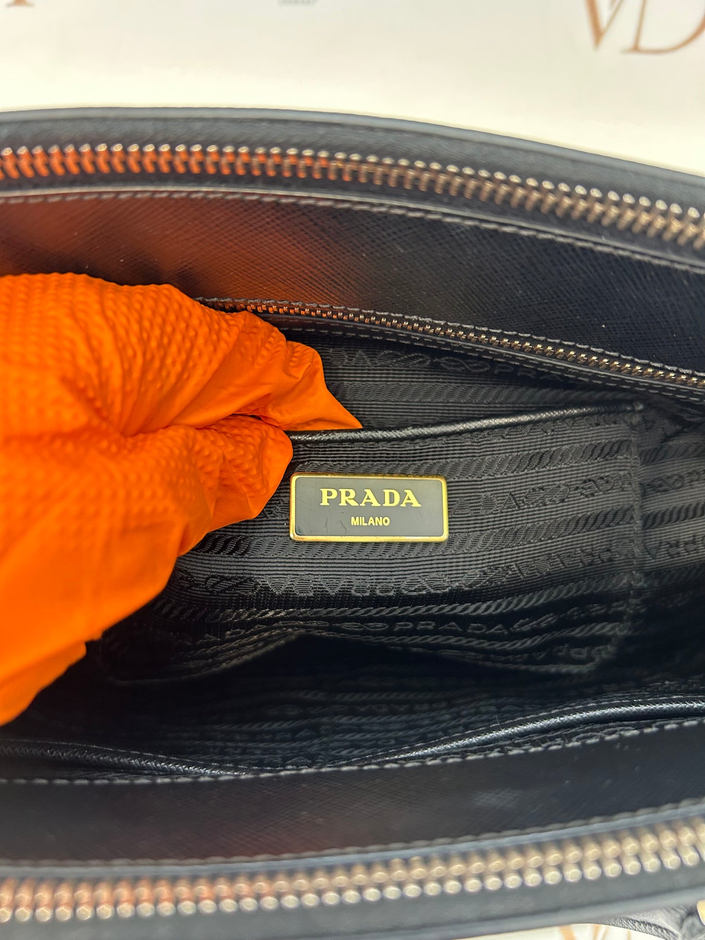 201752 - Prada Galleria