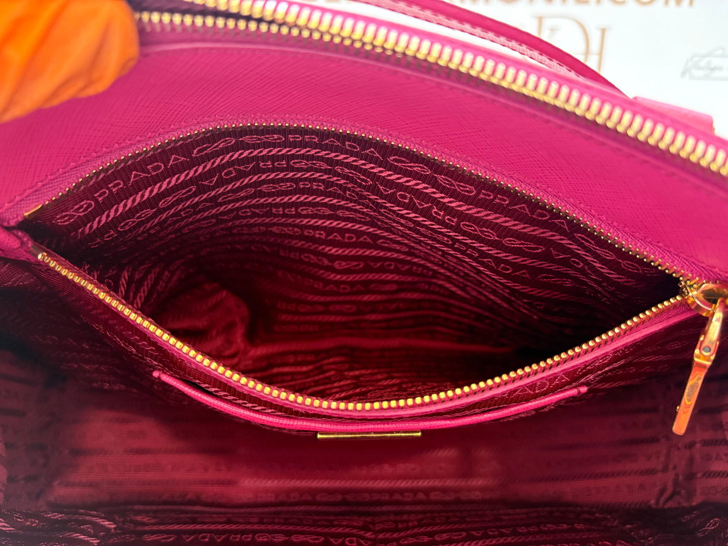 201015 - Prada Galleria Pink