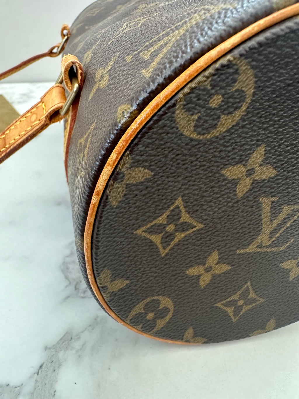 Louis Vuitton Papillon 26