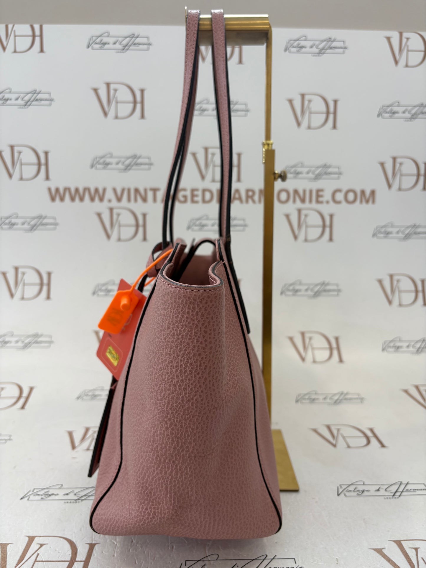 200948 - Gucci Swing Pink