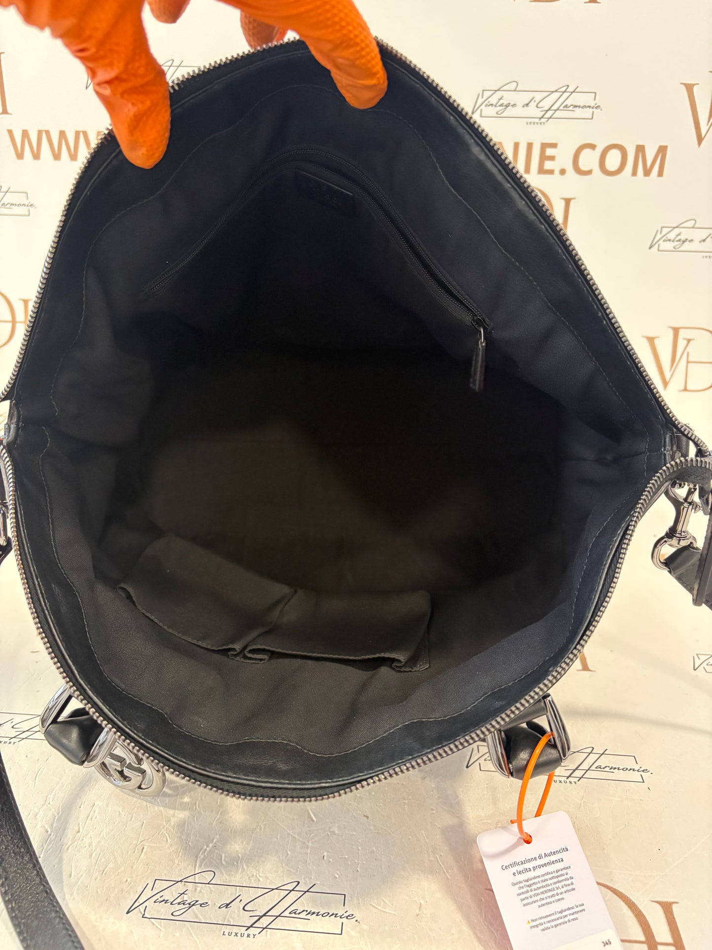 384289 - Gucci Black