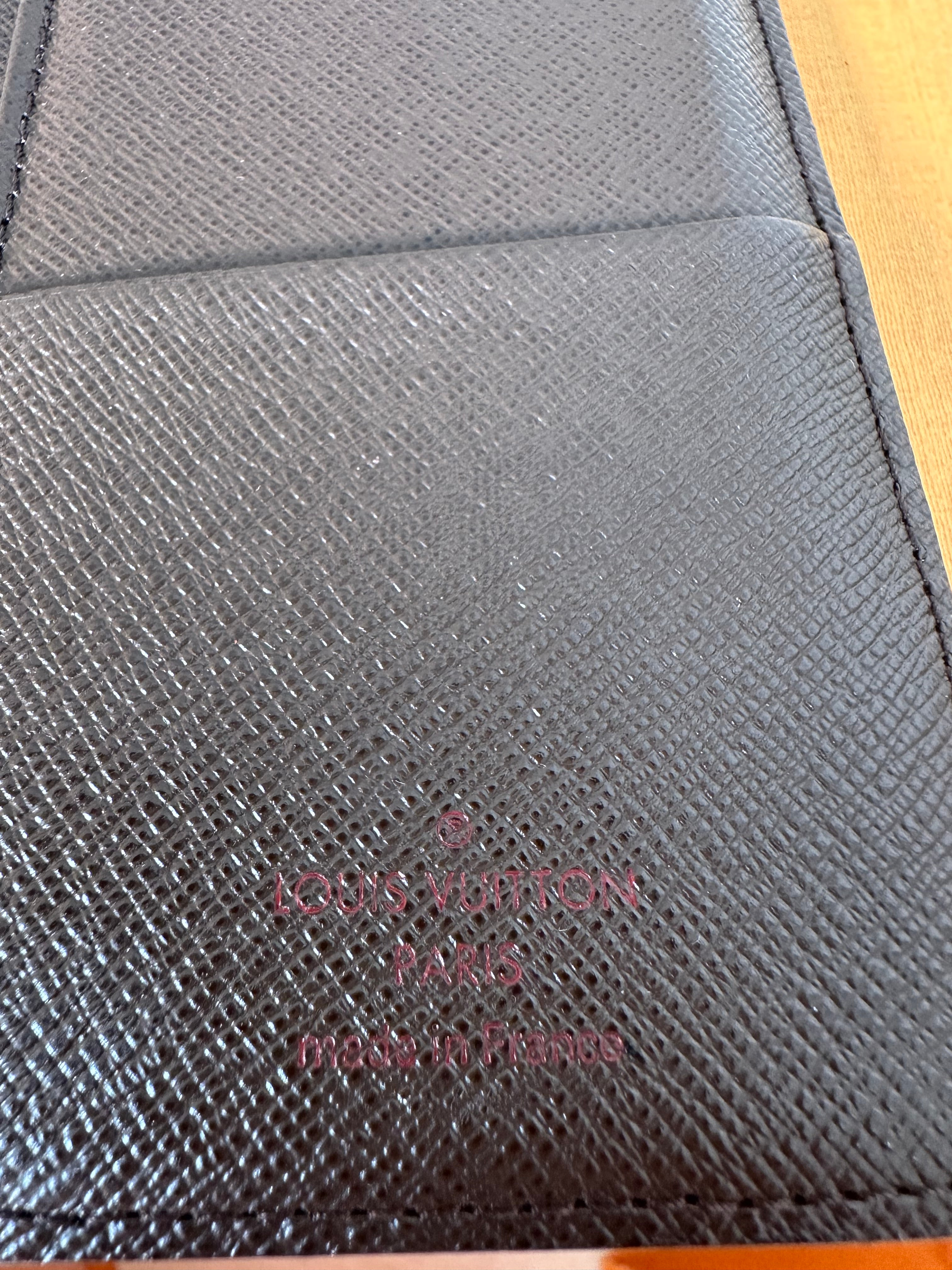 Louis Vuitton Brezza long