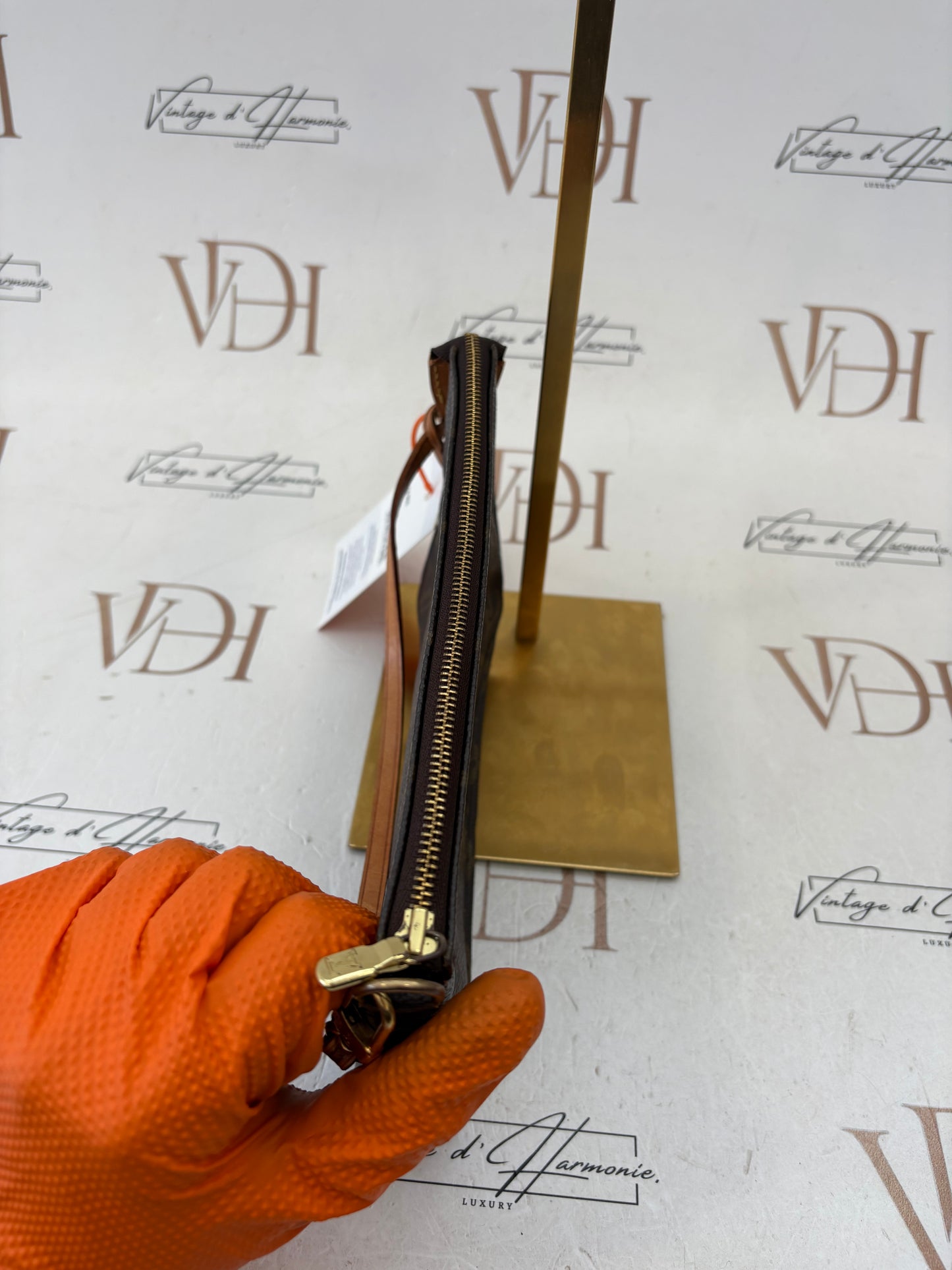 018913 - Louis Vuitton Pochette Accessoires