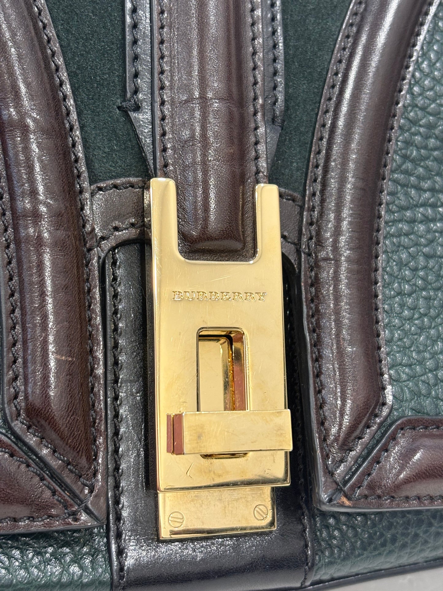 383816 - Burberry Bag