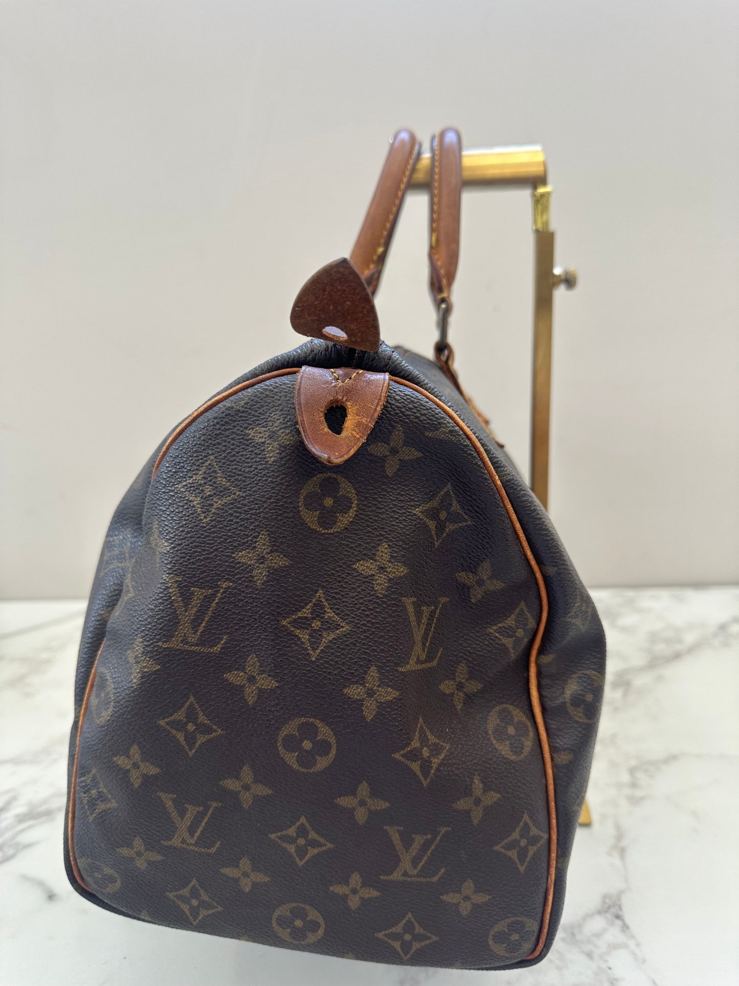 Louis Vuitton Speedy 35
