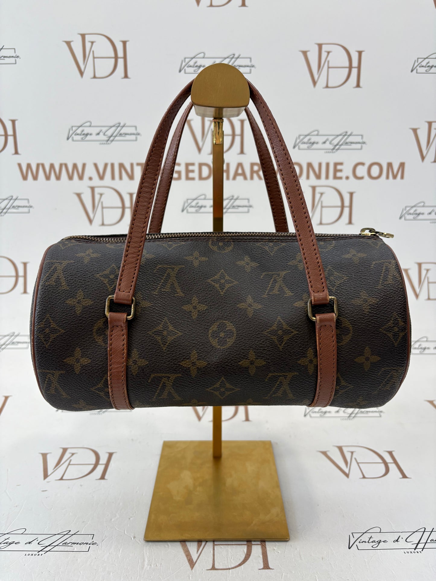 019007 - Louis Vuitton Papillon 26