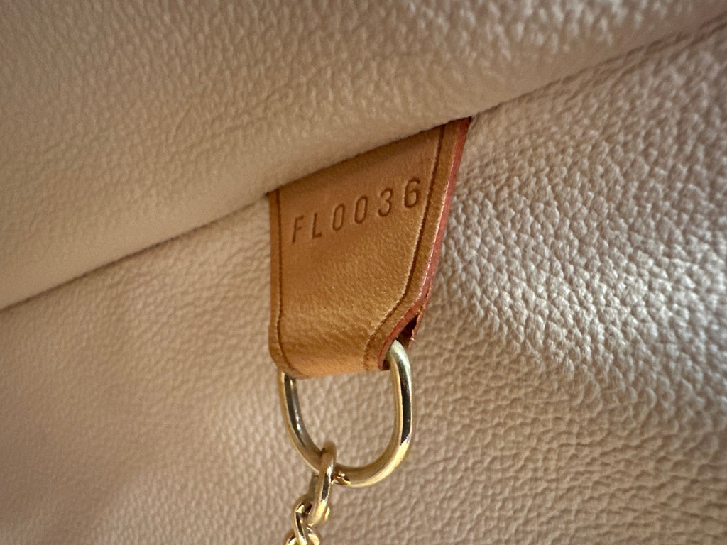 Louis Vuitton Bucket GM