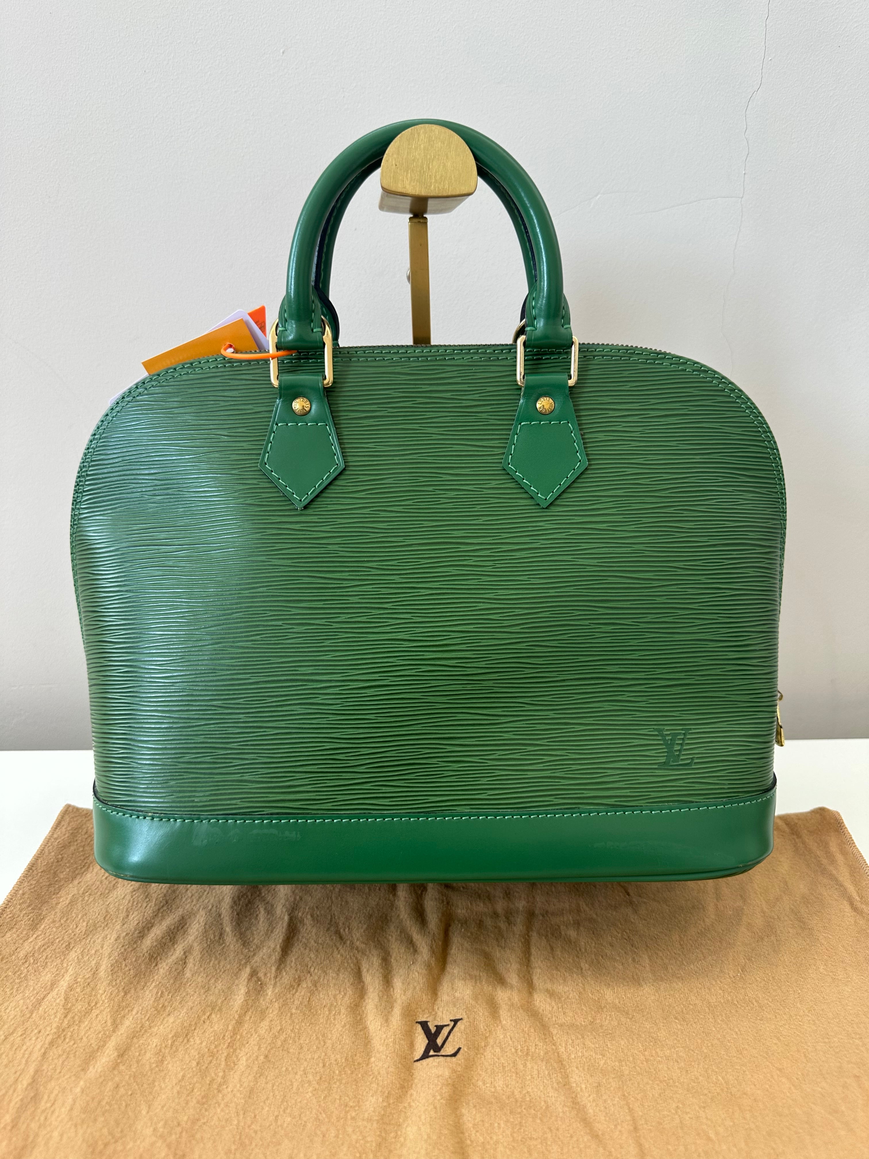 Louis Vuitton Alma Epi Green