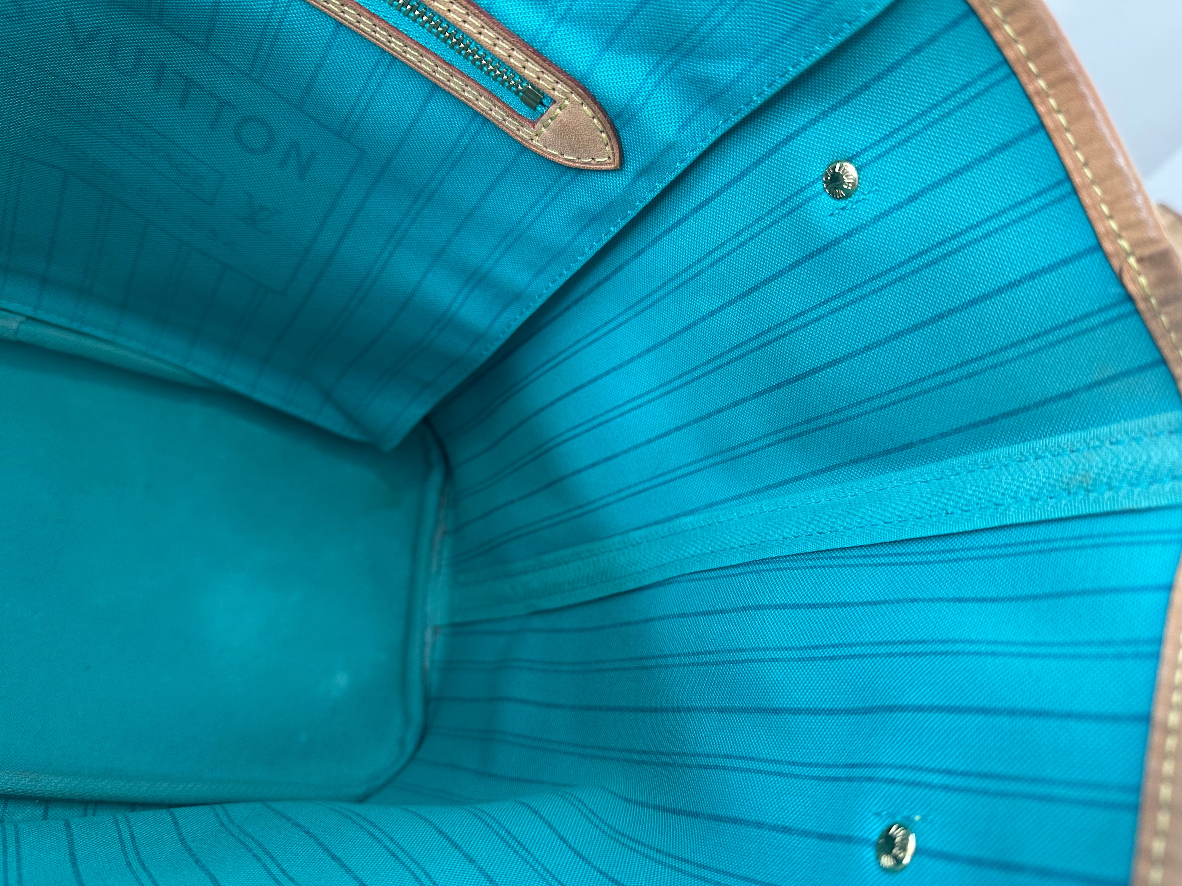 Louis Vuitton Neverfull MM Limited+Pochette