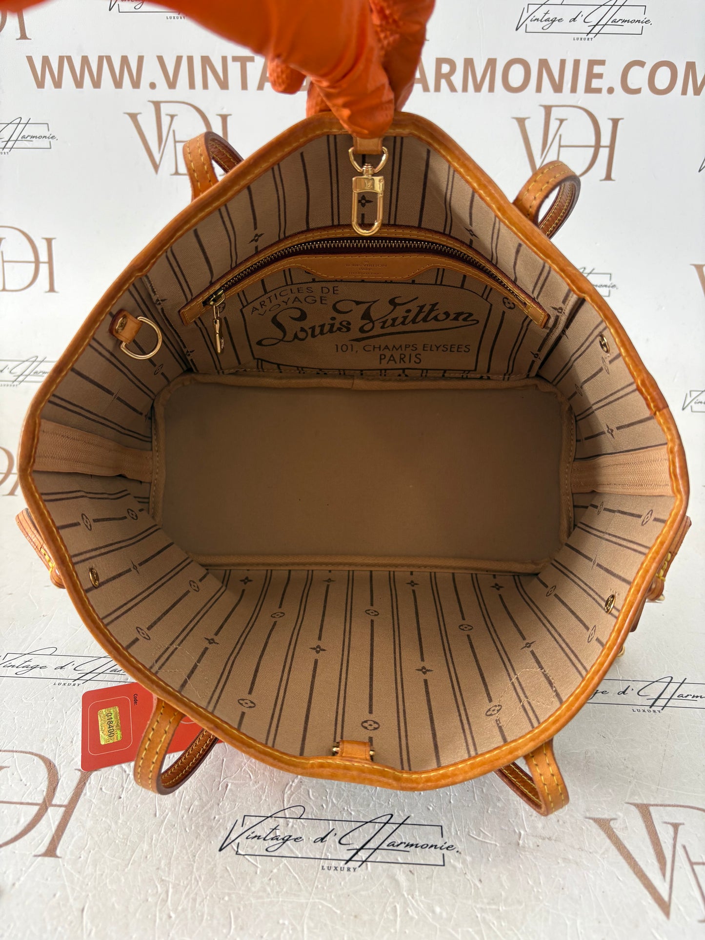 018400 - Louis Vuitton Neverfull PM