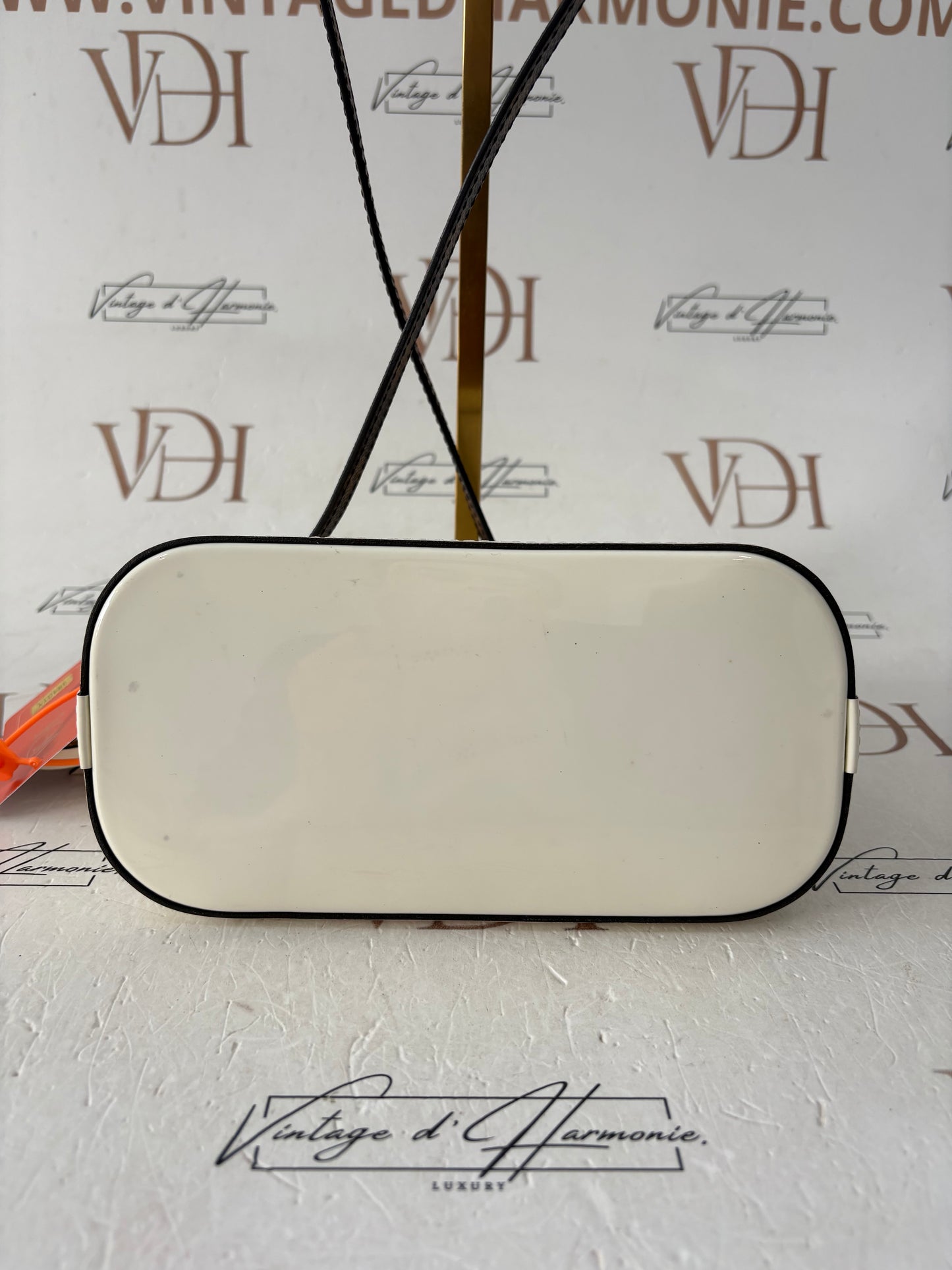 384014 - Louis Vuitton Alma BB