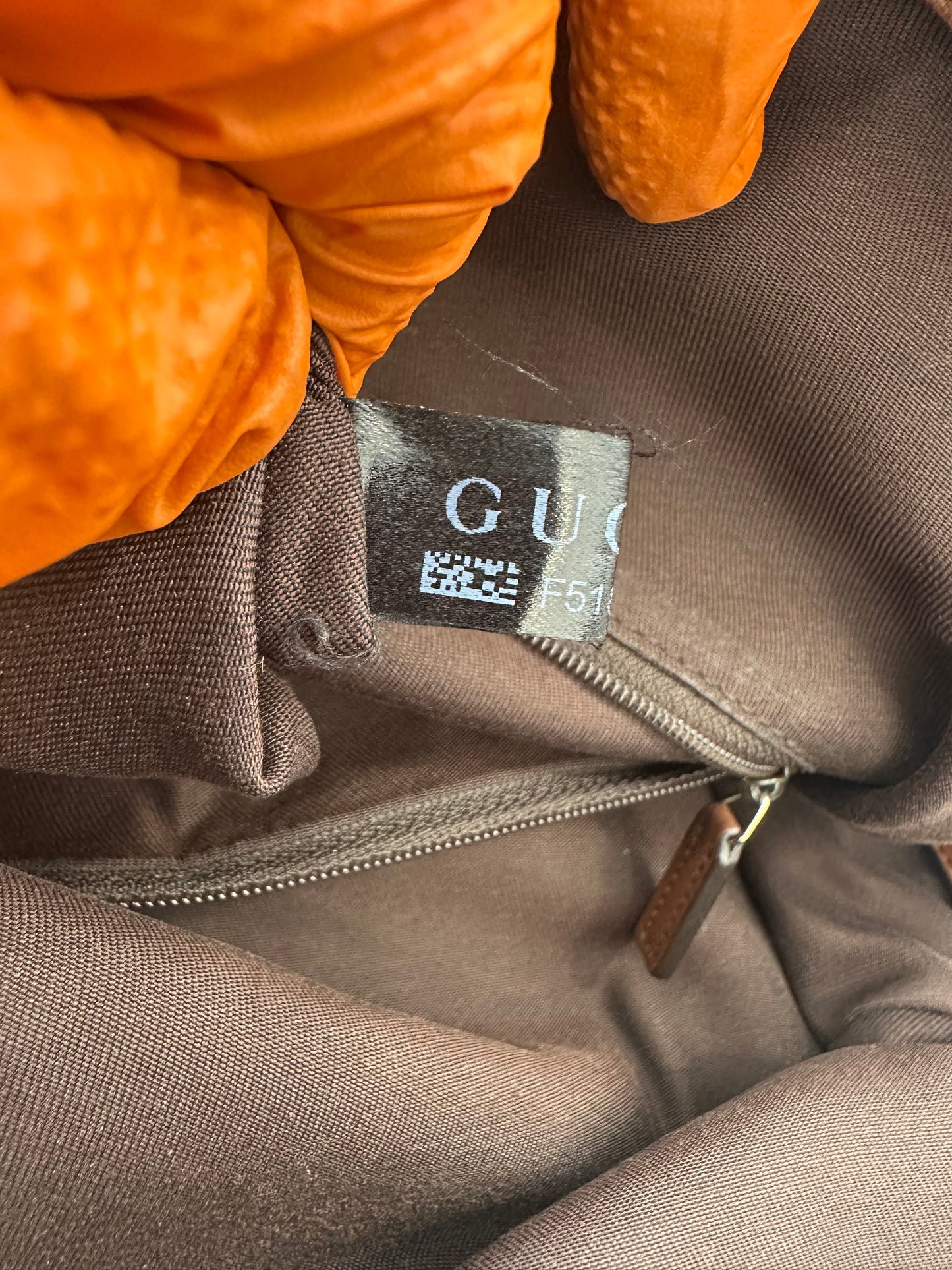 382476 - Gucci Sukey