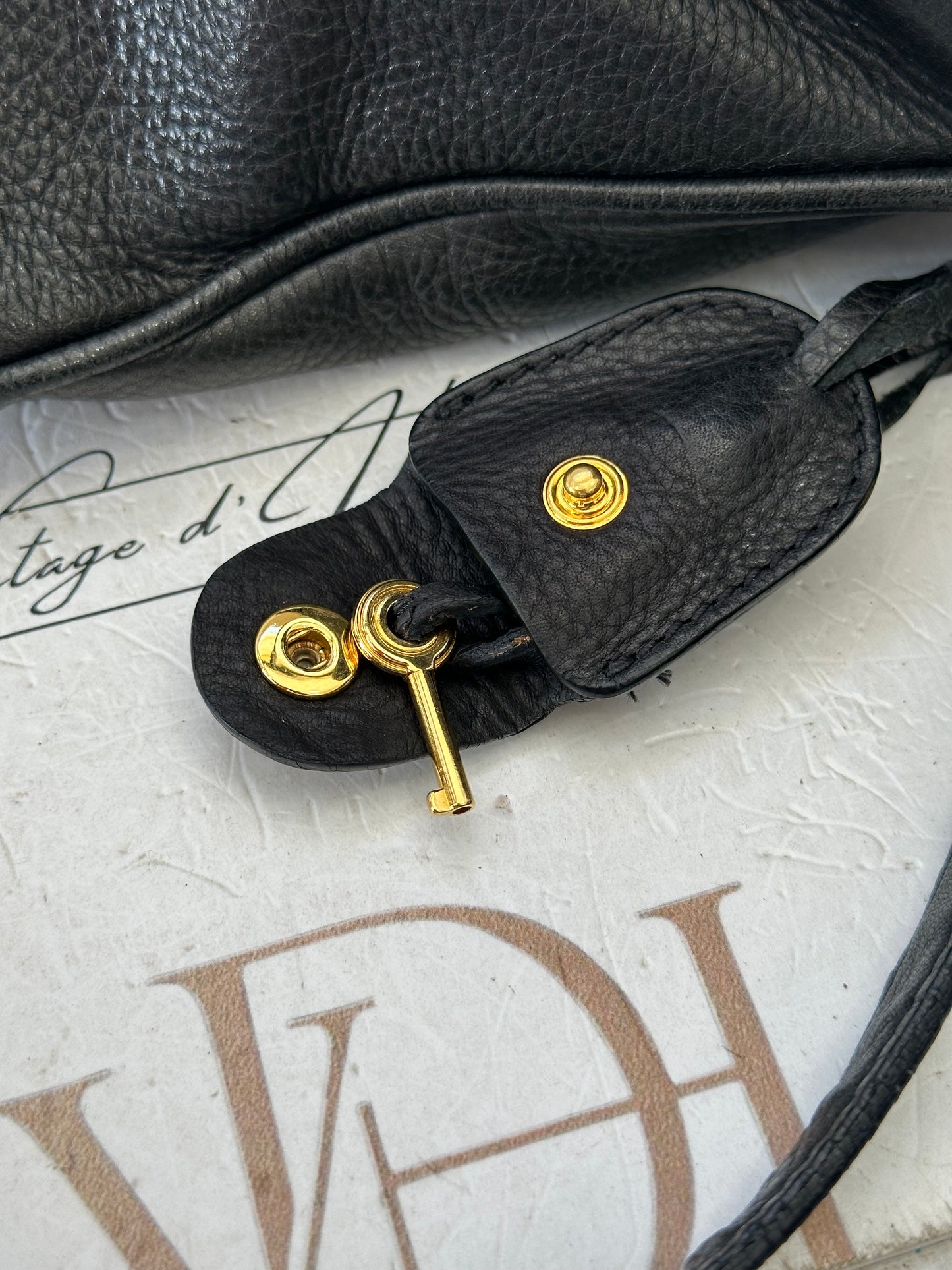 384322 - Miu Miu Black