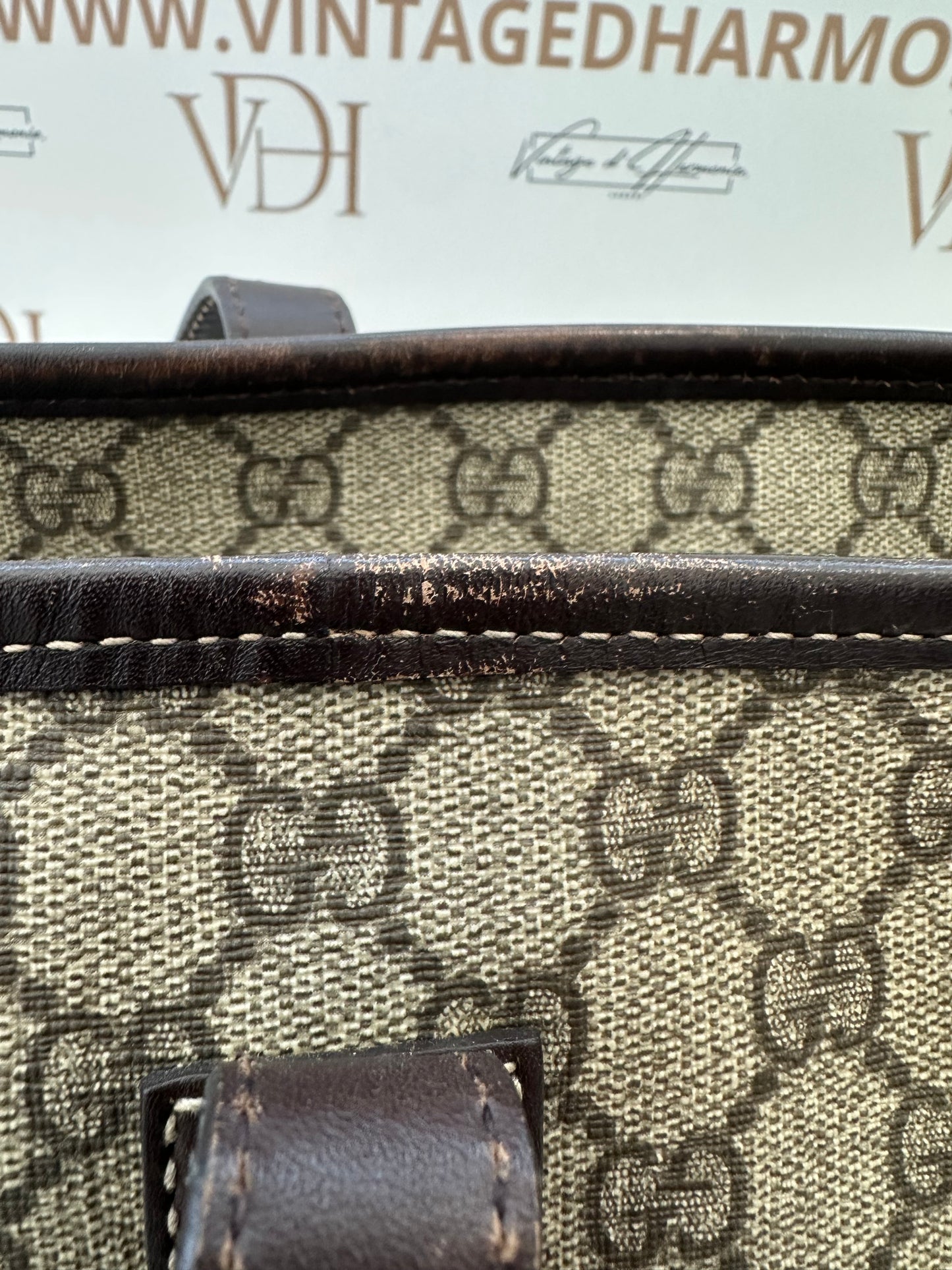 102612 - Gucci GG Supreme