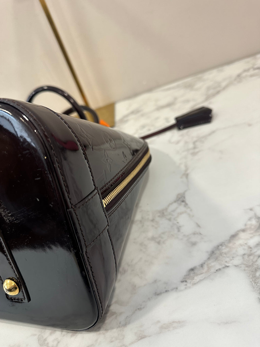 Louis Vuitton Alma Vernis Black