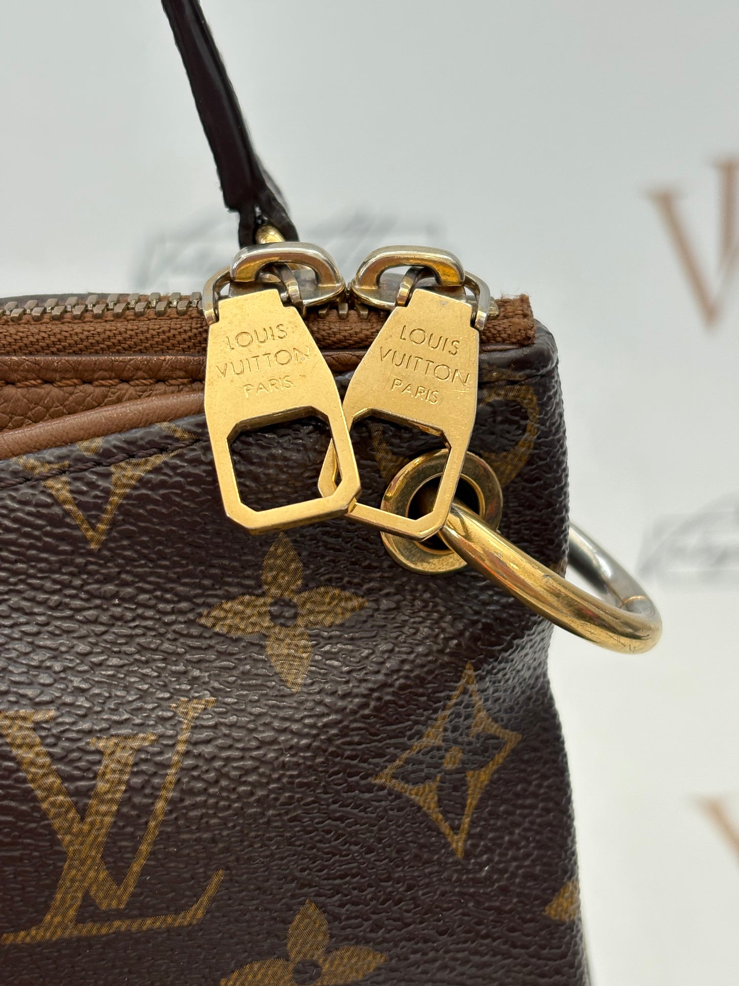 384162 - LV pallas