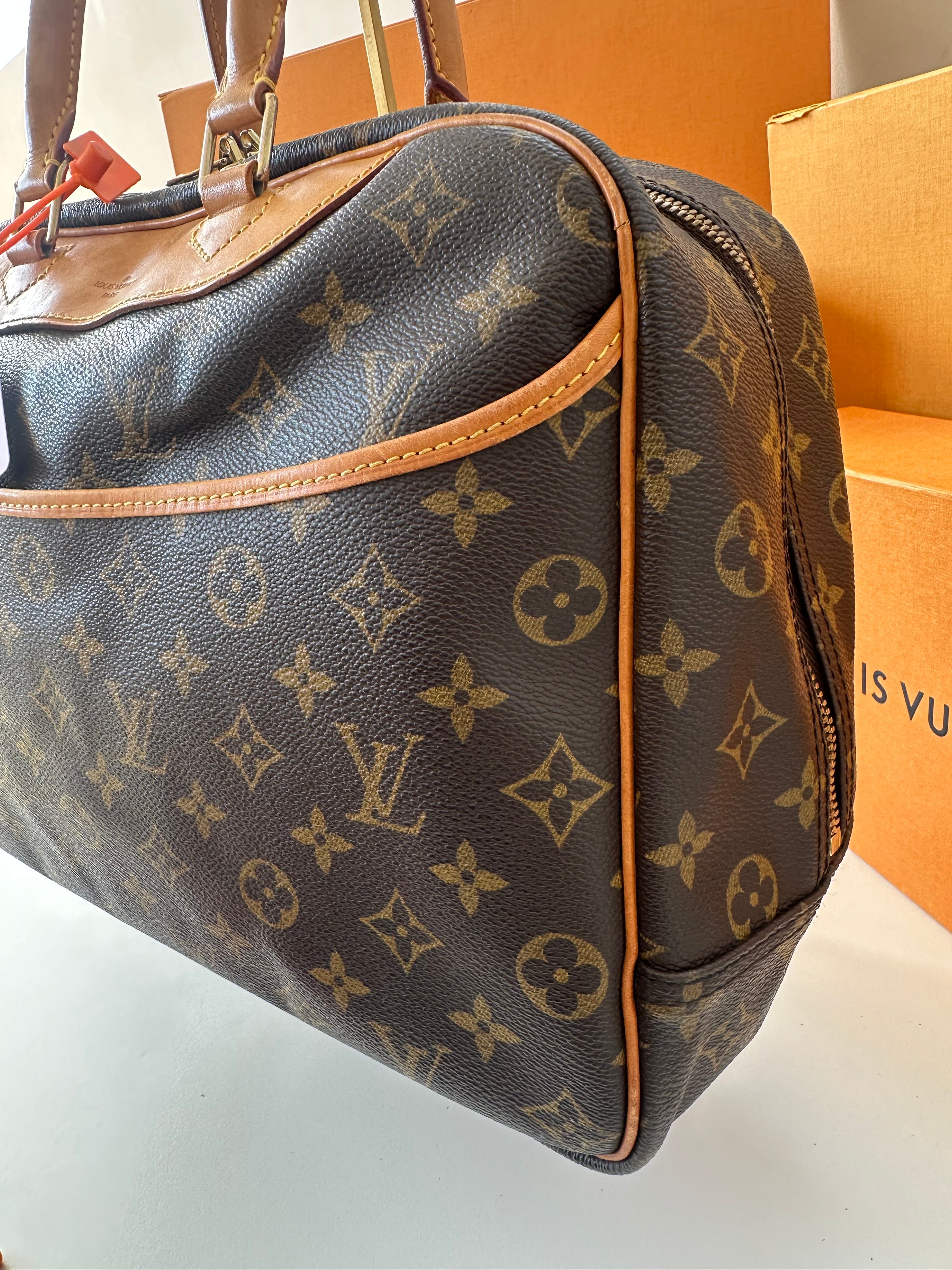 Louis Vuitton Deauville