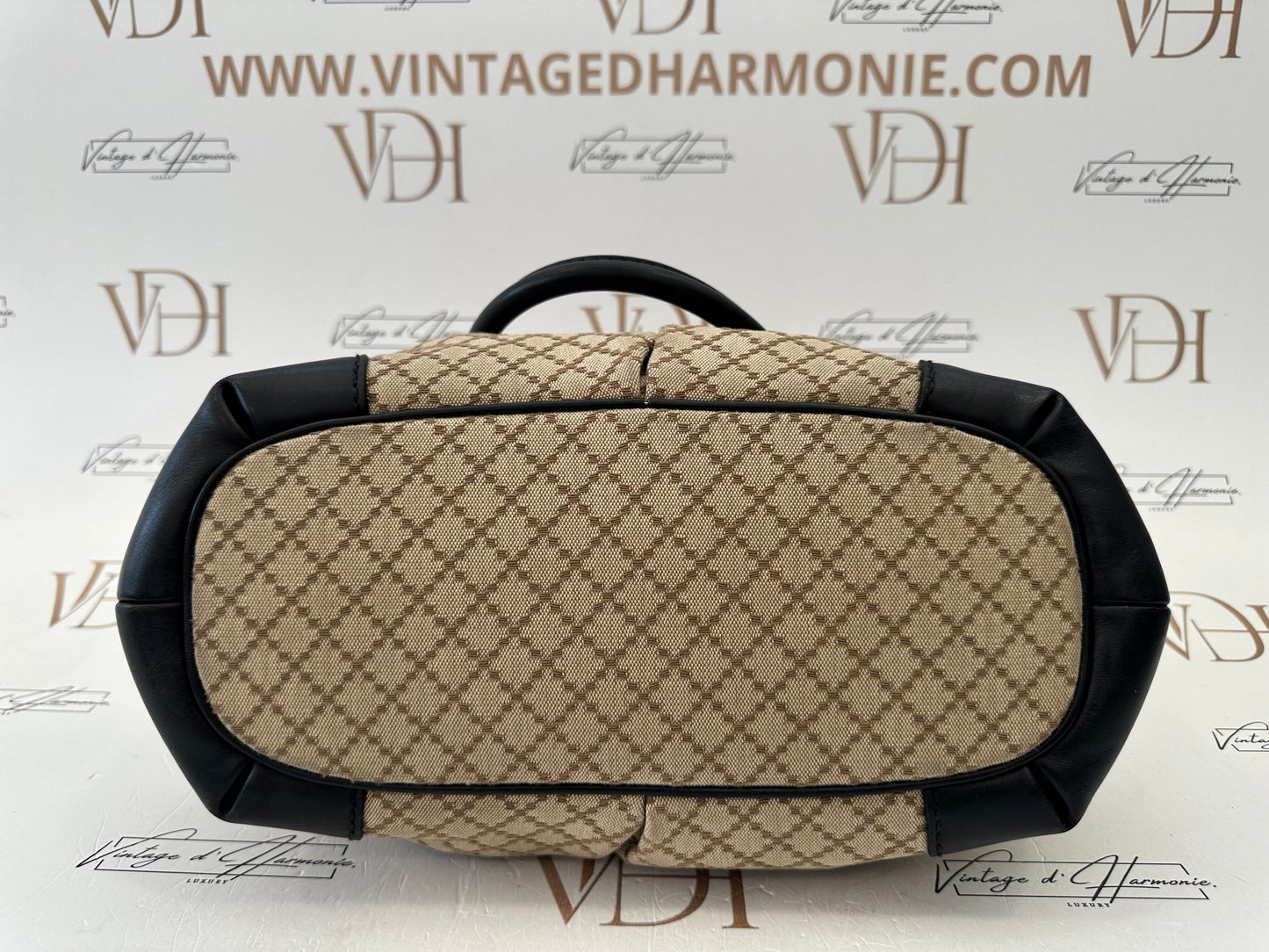 382490 - Gucci Sukey