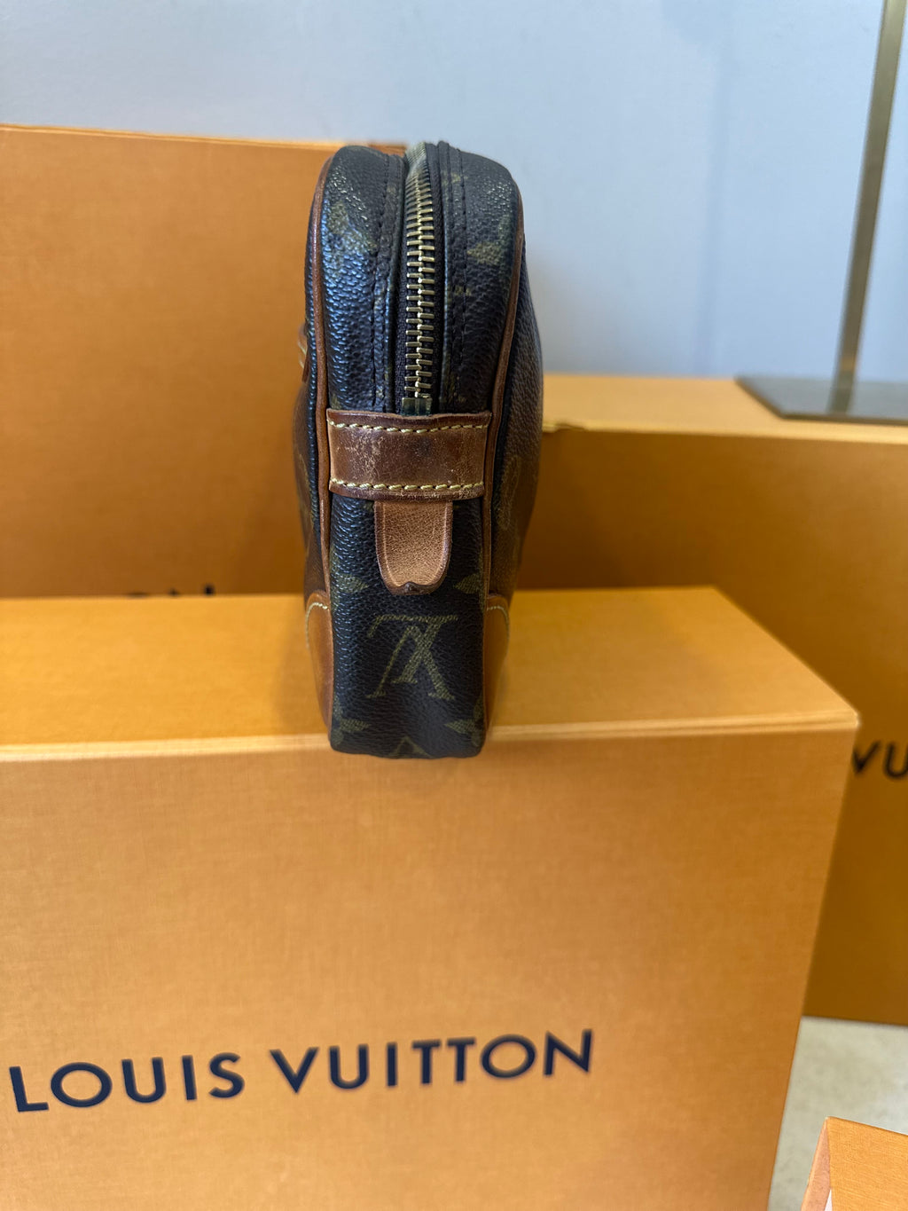 Louis Vuitton Dragonne GM