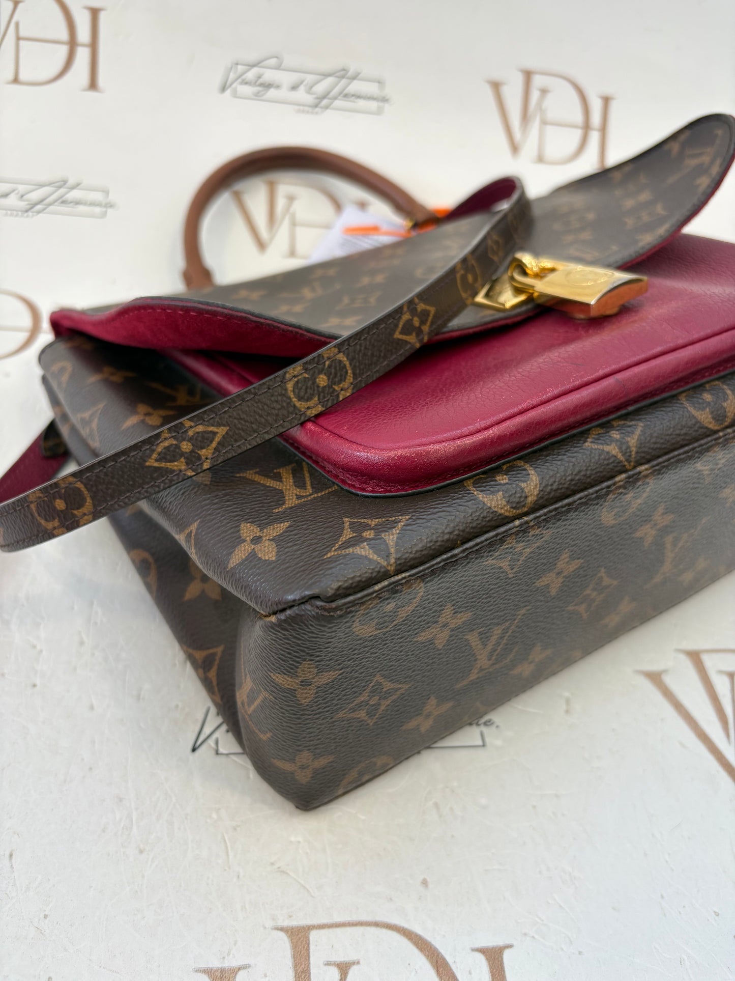 384255 - Louis Vuitton Marignan