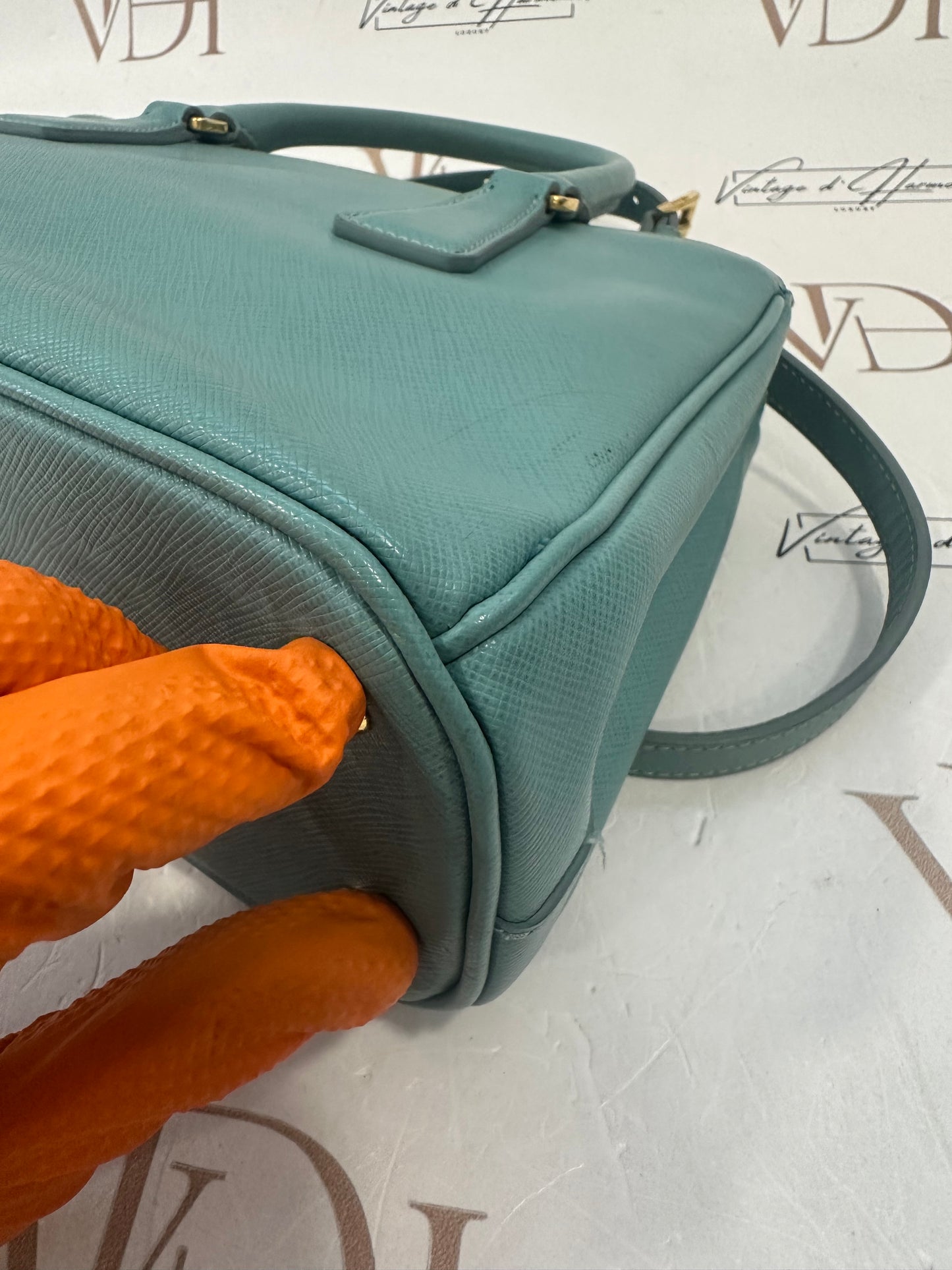 382952 - Prada Galleria