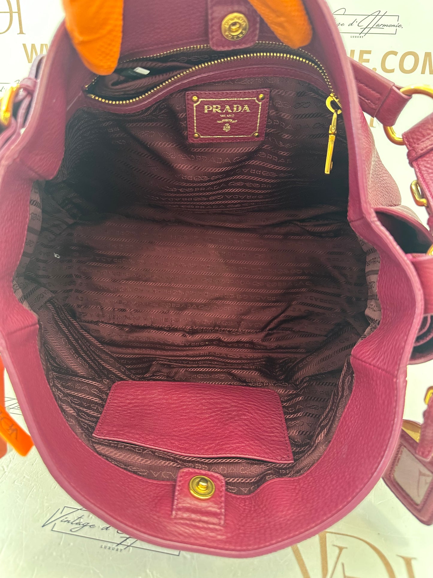 382488 - Prada Tote