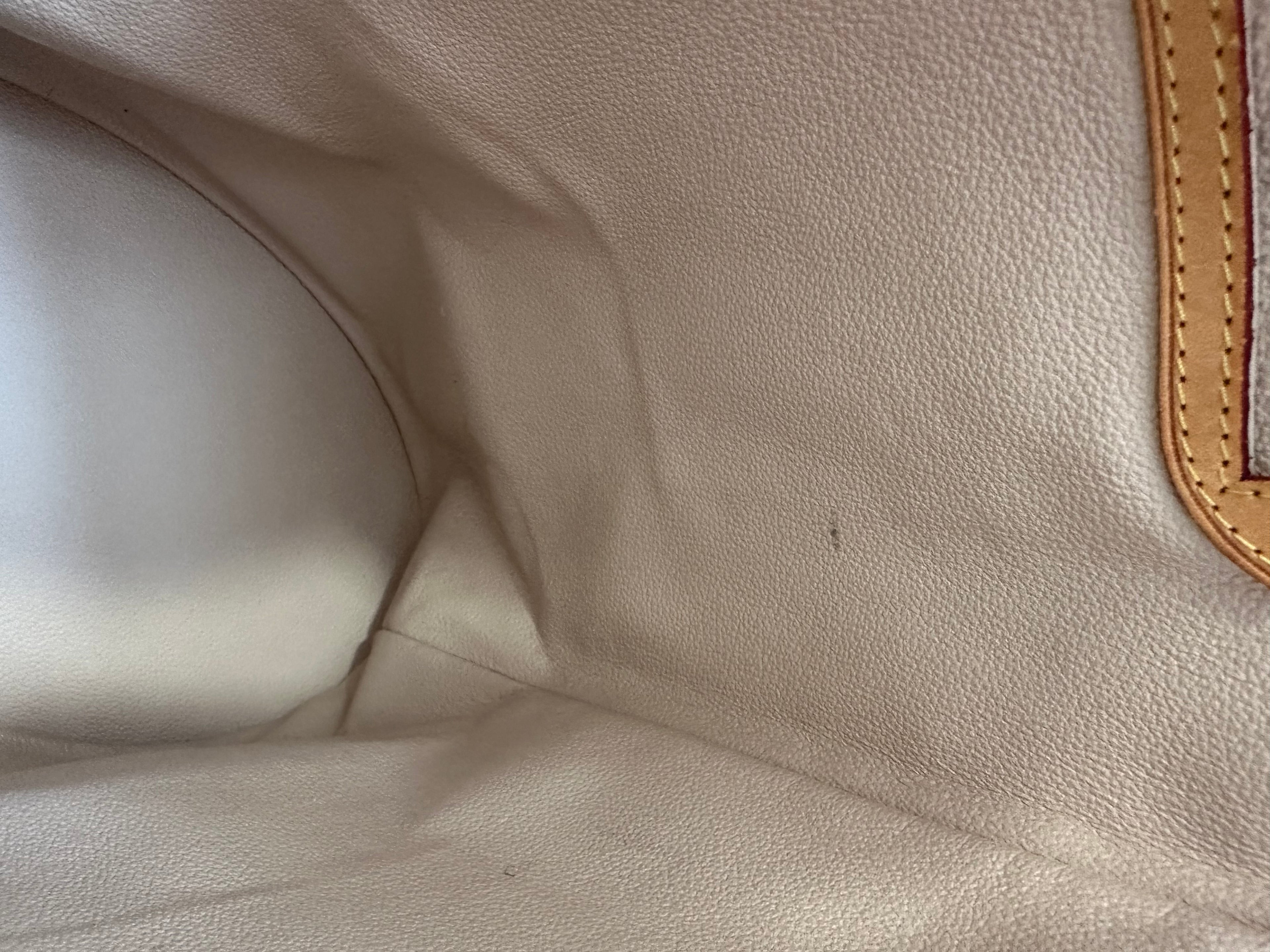 Louis Vuitton Bucket GM