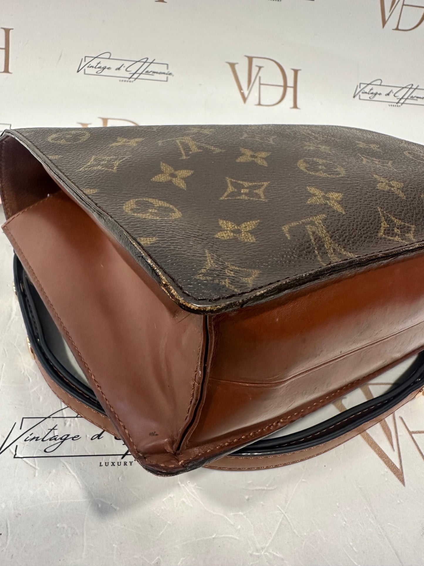 016949 - Louis Vuitton Monceau 28