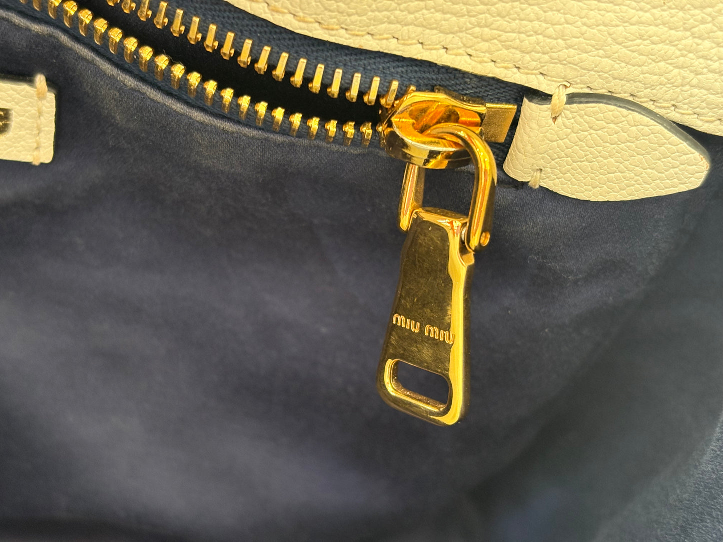 384201 - Miu Miu Bag