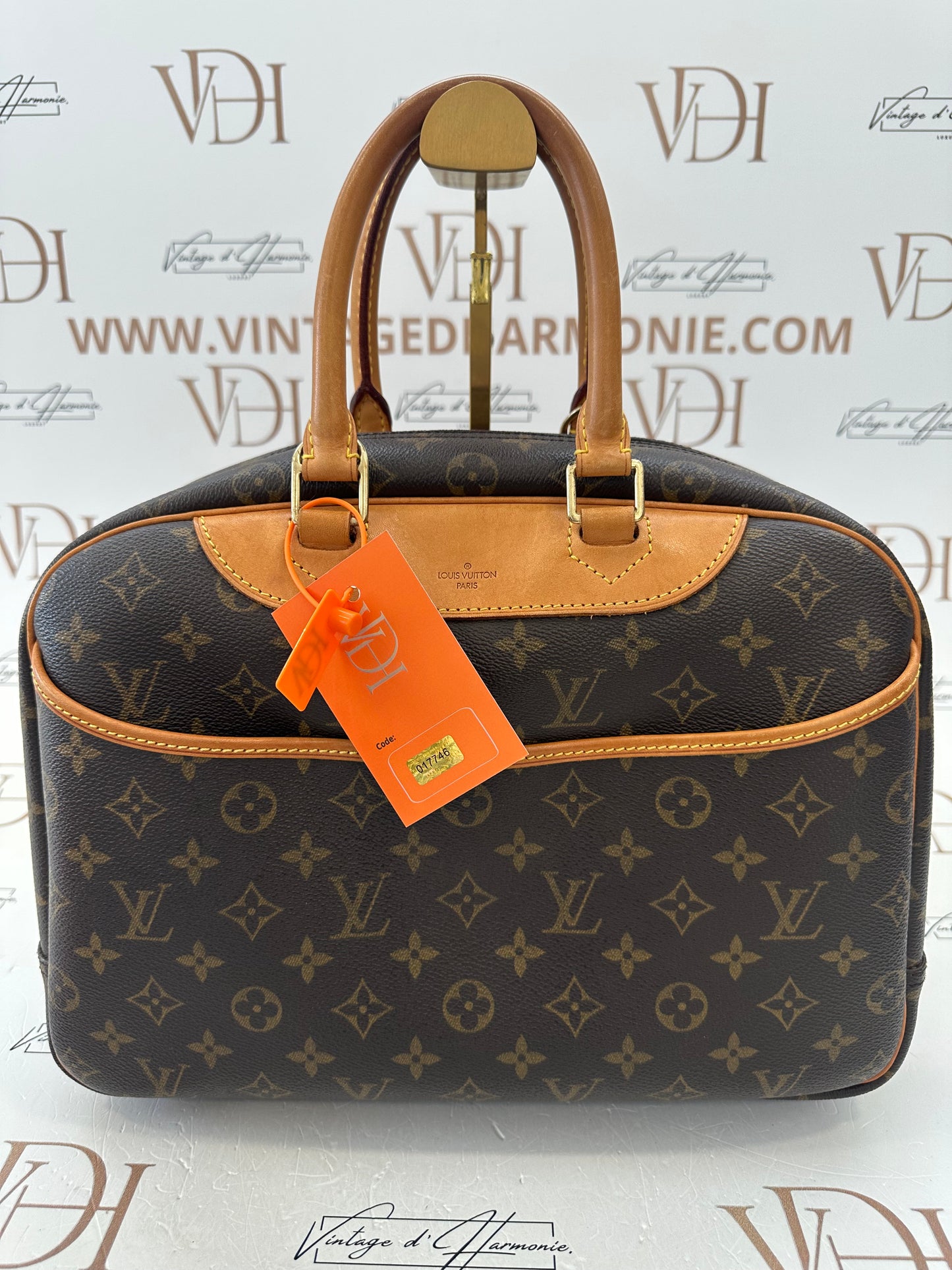 017746 - Louis Vuitton Deauville