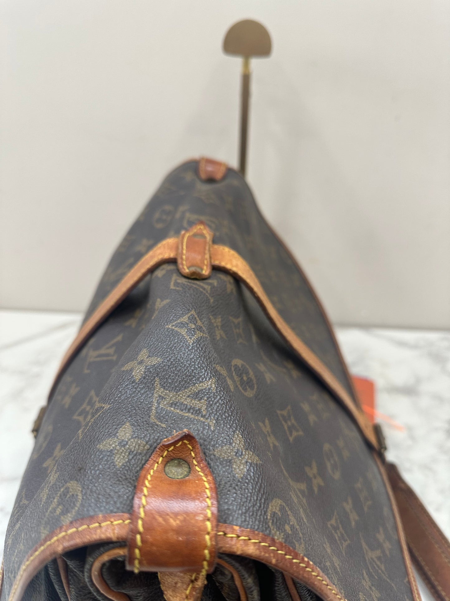Louis Vuitton Saumur 35
