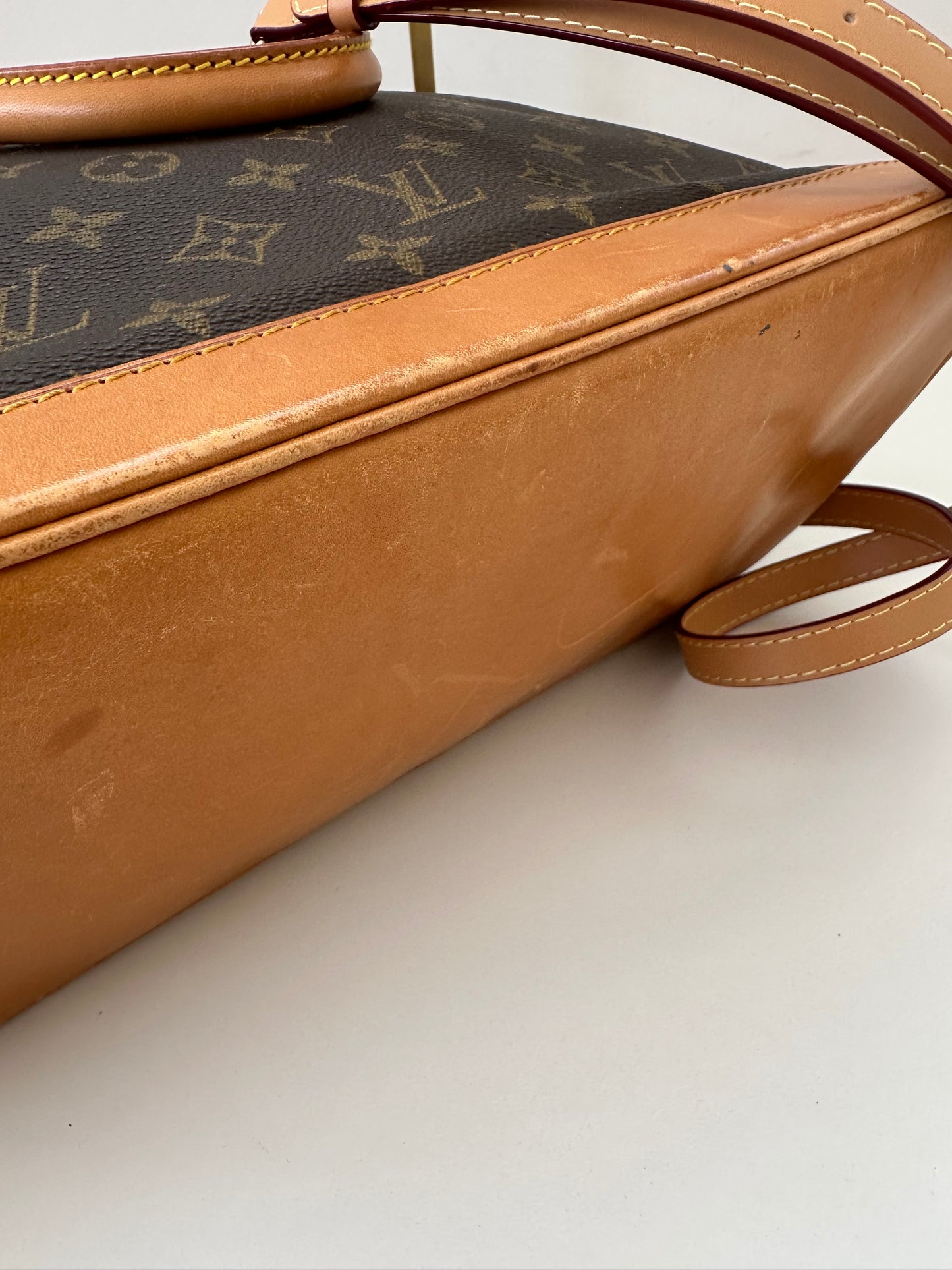 Louis Vuitton Alma