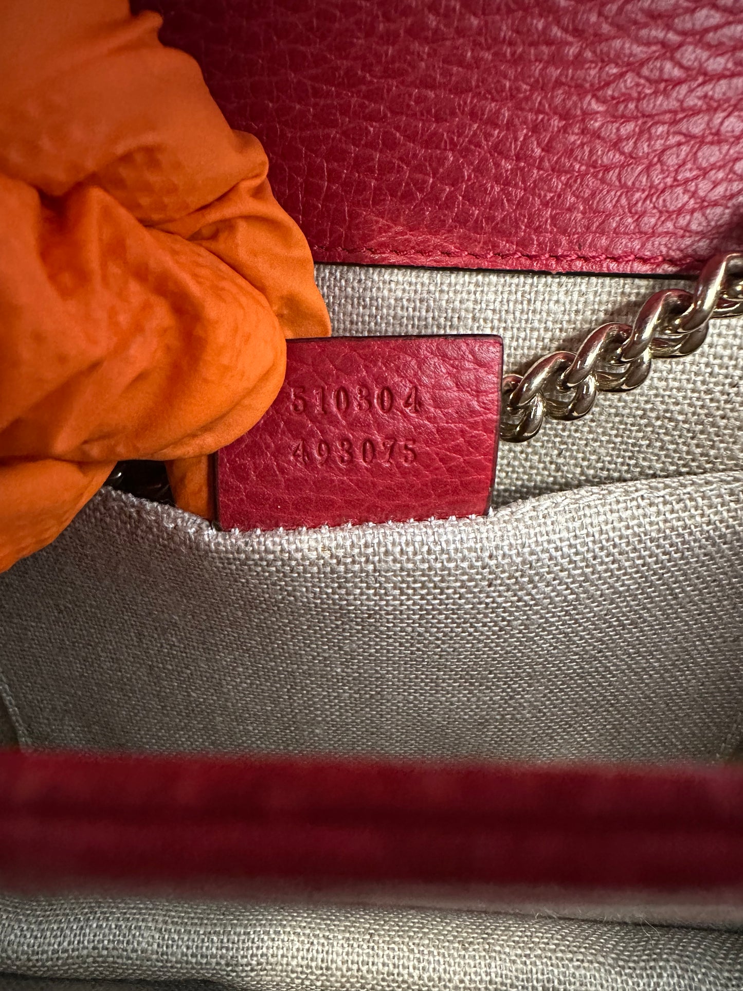 102630 - Gucci Interlocking