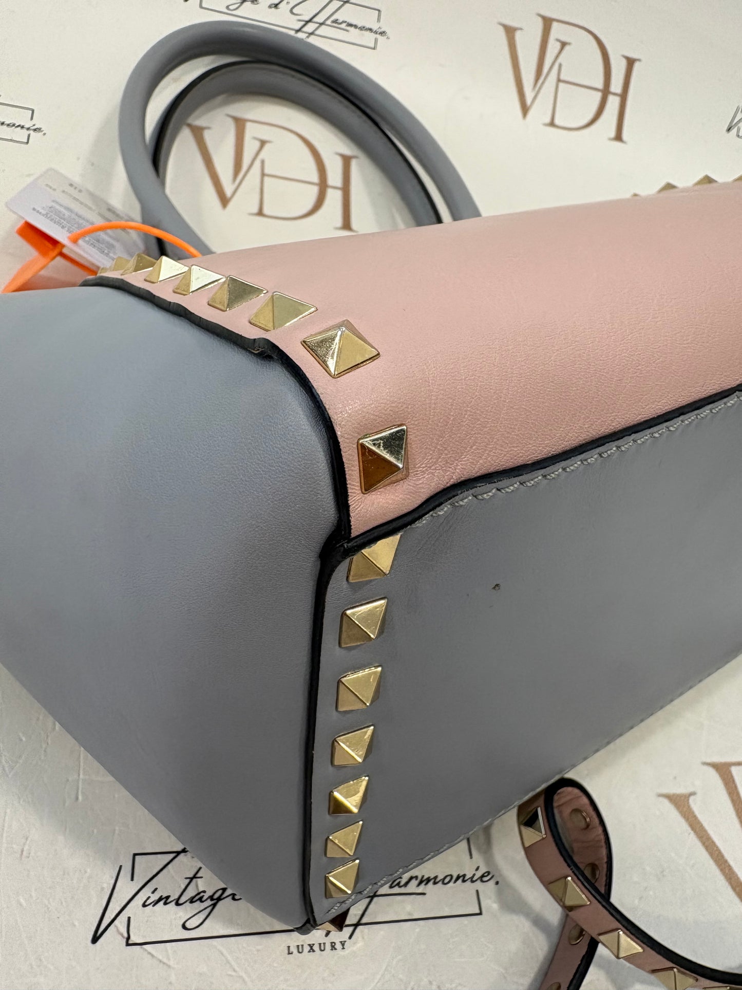 383248 - Valentino Rockstud