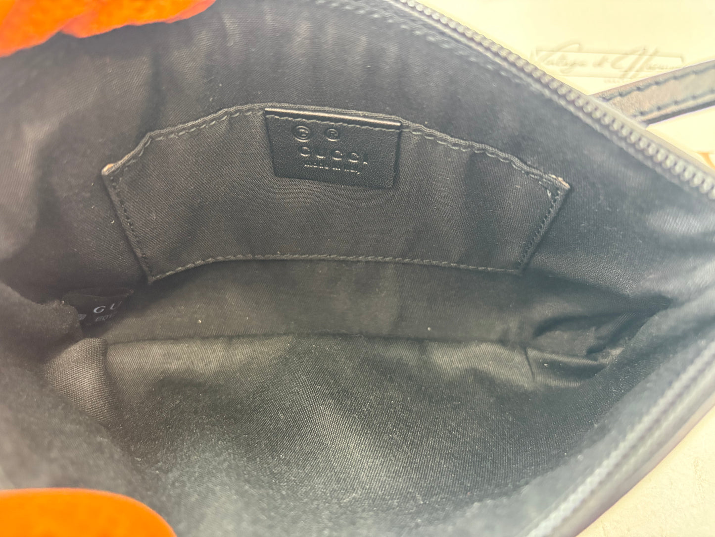 383959 - Gucci Pochette Black