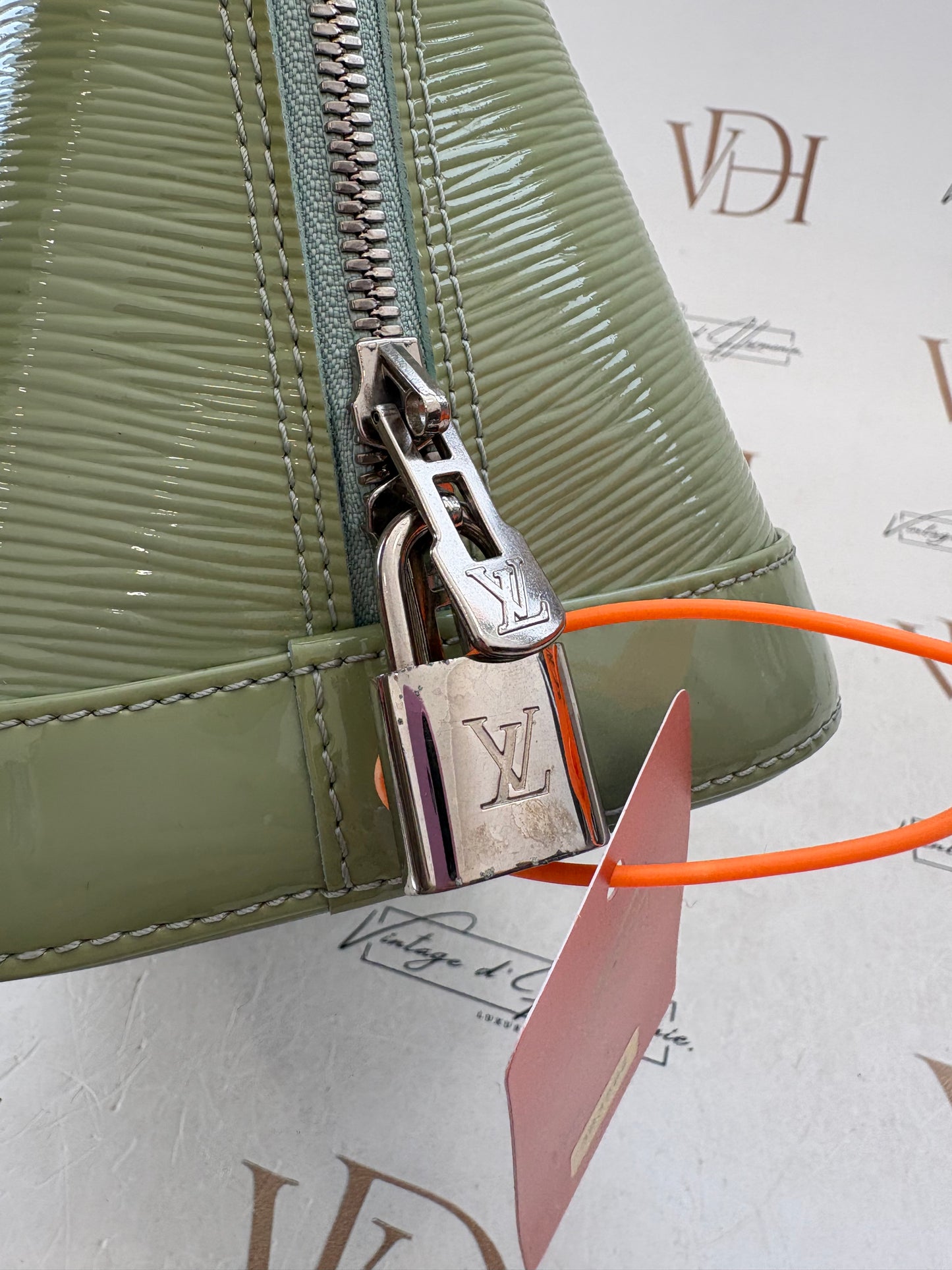 383562 - Louis Vuitton Alma